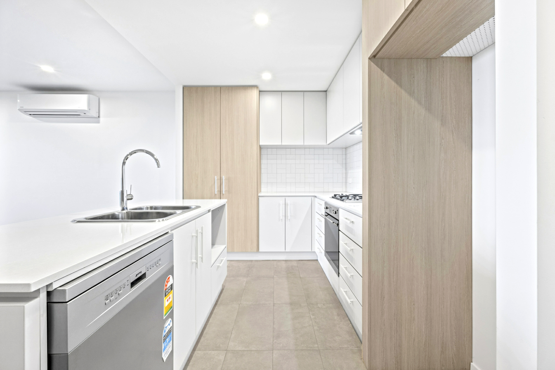 59/9 Irving Street, PHILLIP