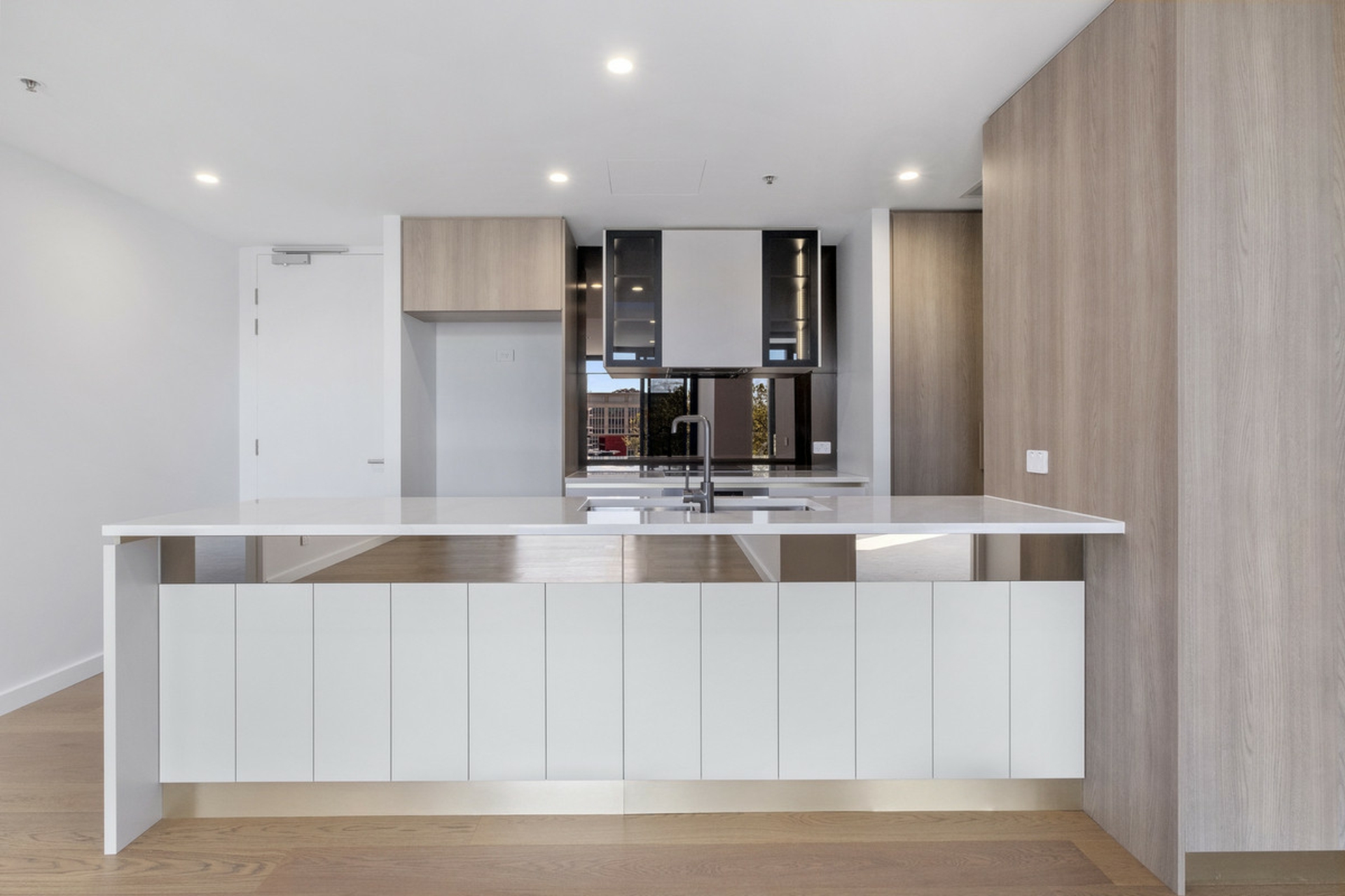 232/44 Constitution Avenue, CAMPBELL