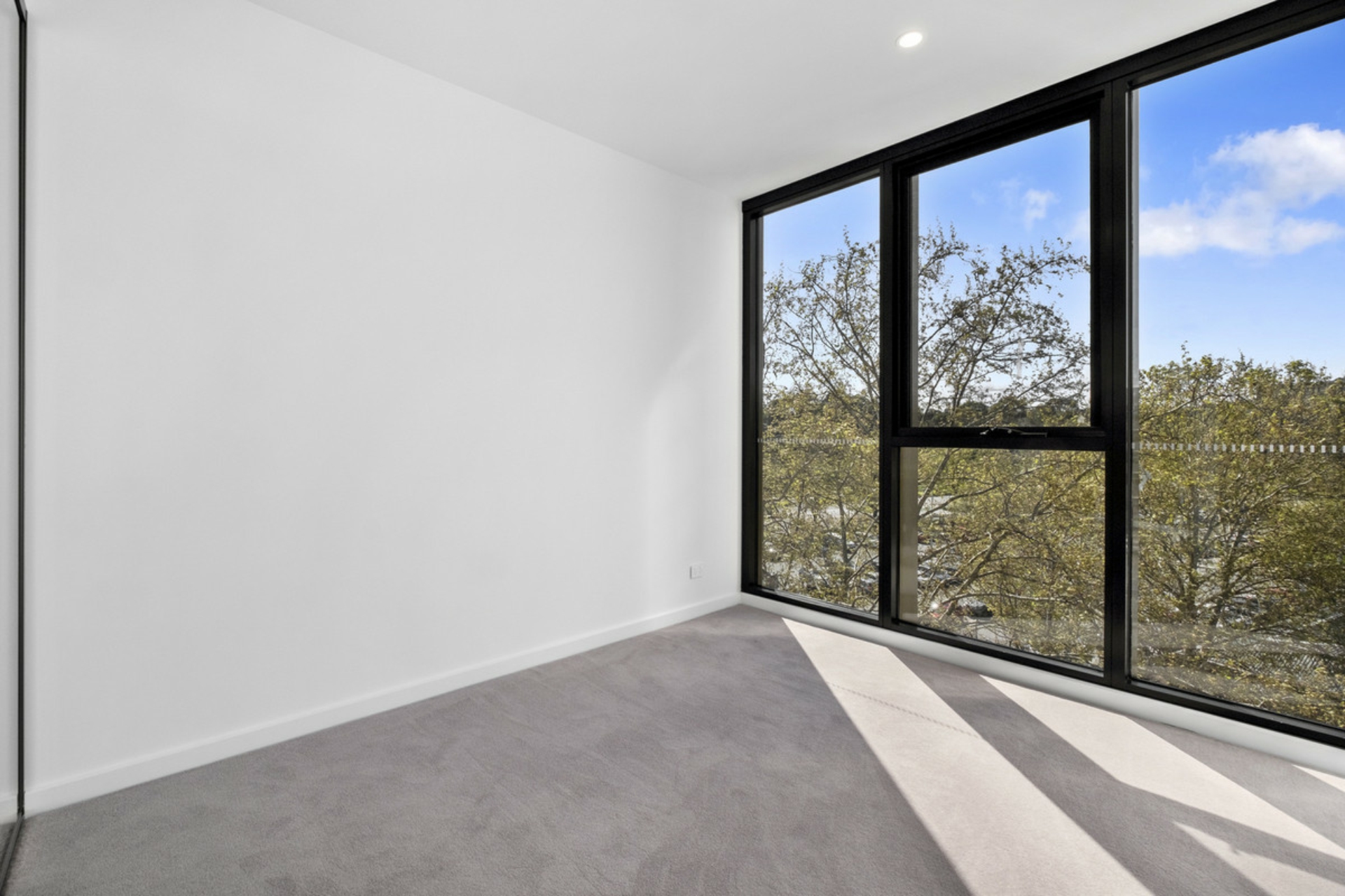 232/44 Constitution Avenue, CAMPBELL