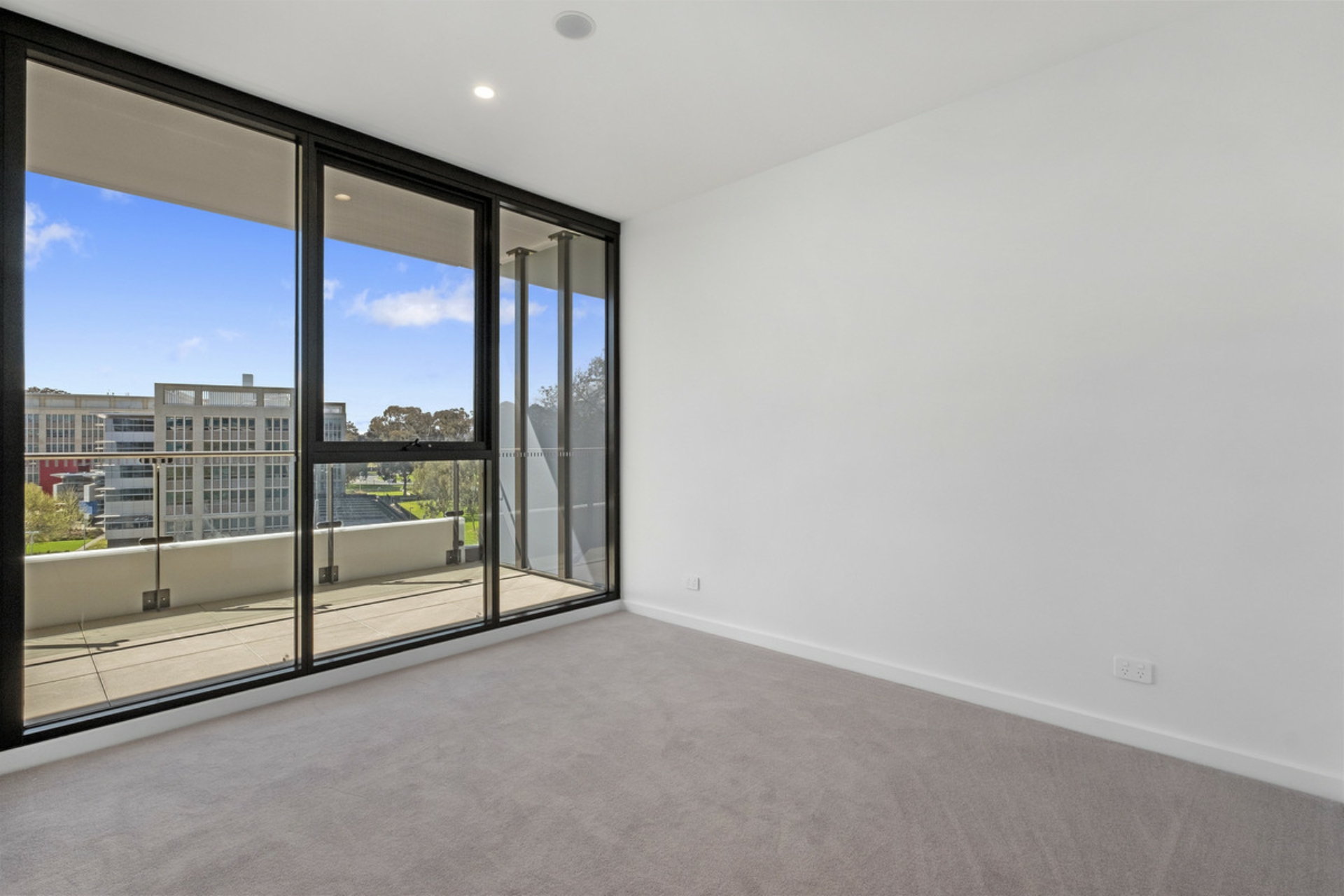 232/44 Constitution Avenue, CAMPBELL