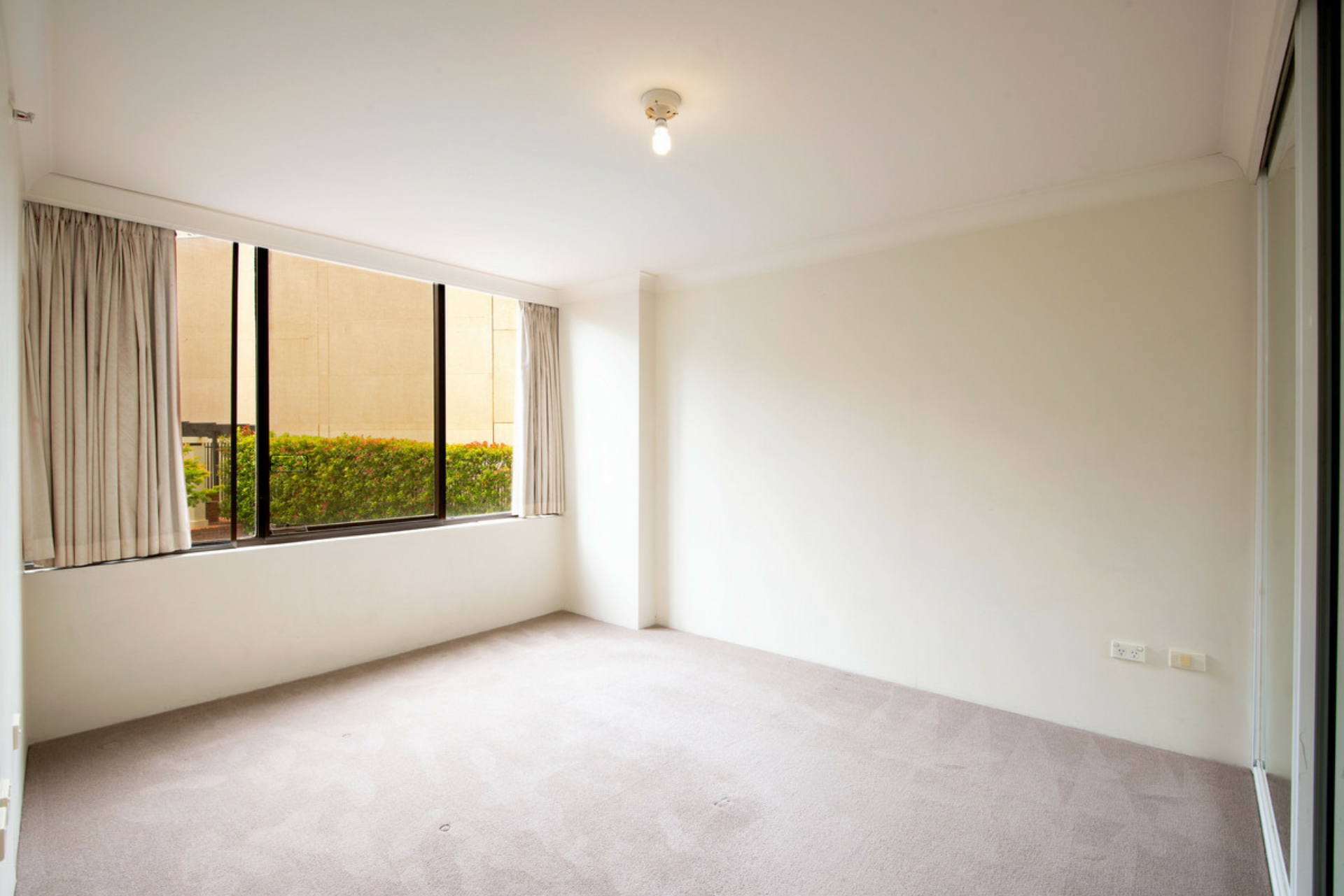 104/2 Marcus Clarke Street, CITY