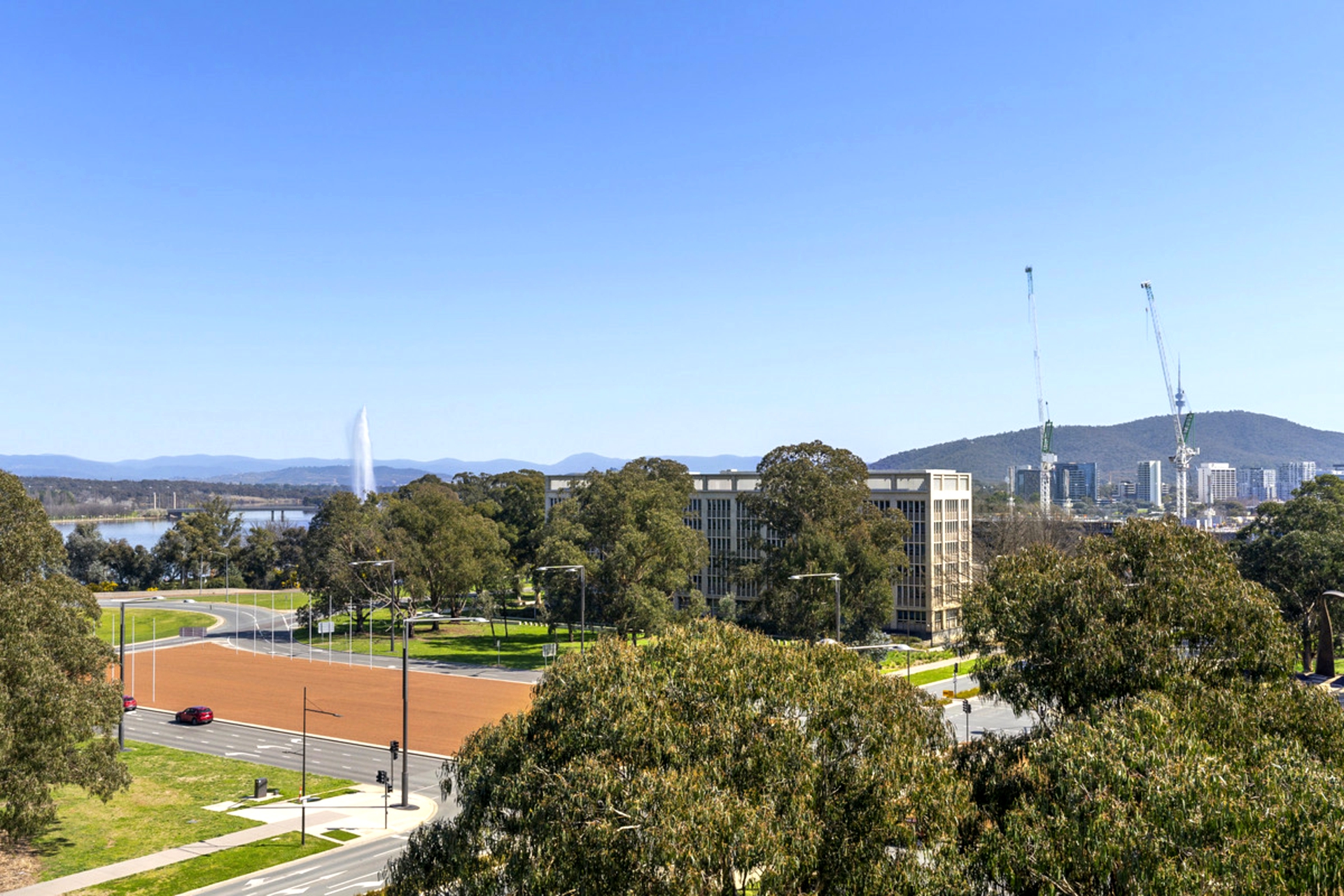 525/2 Anzac Park, CAMPBELL