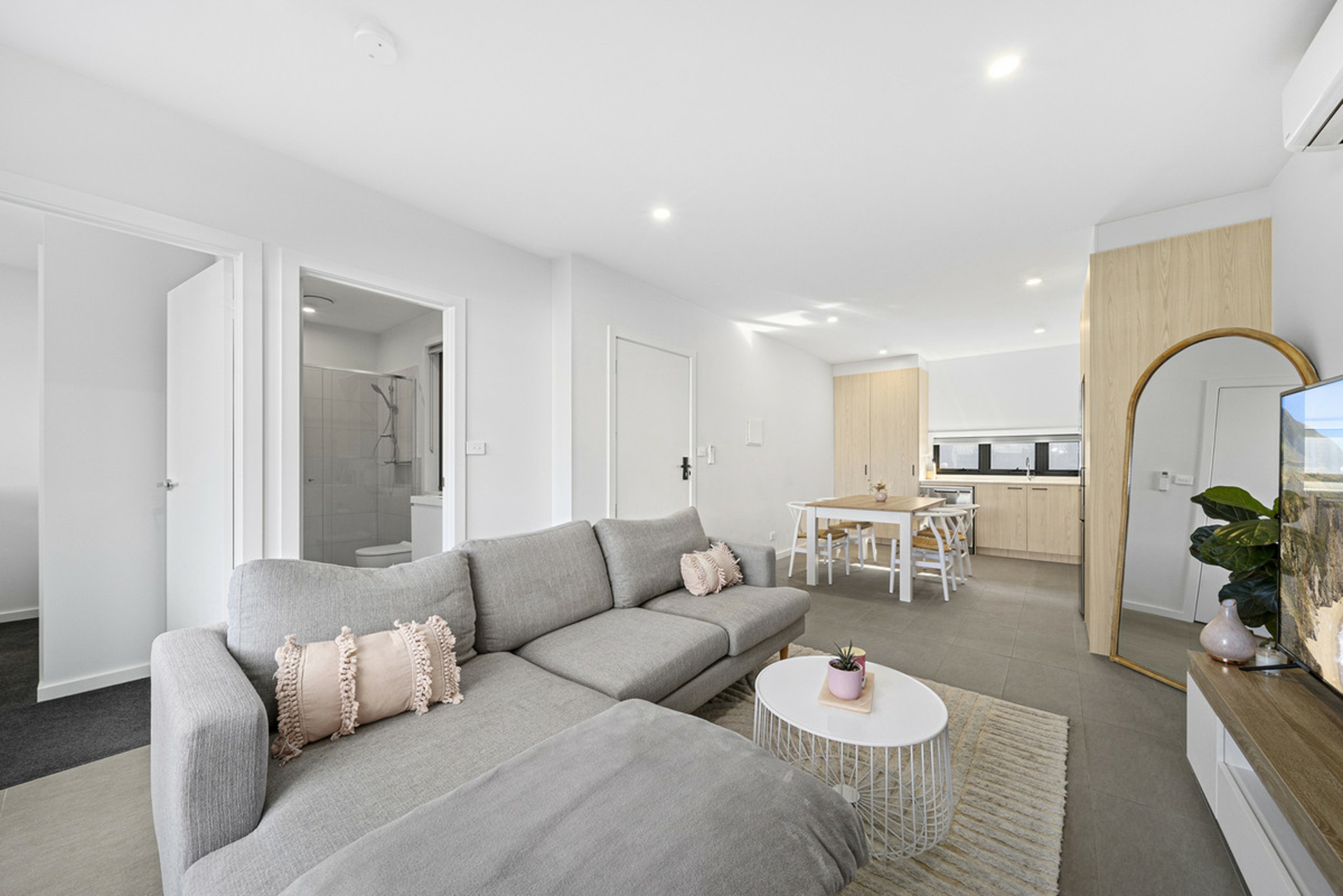 59/60 Kingsland Parade, CASEY