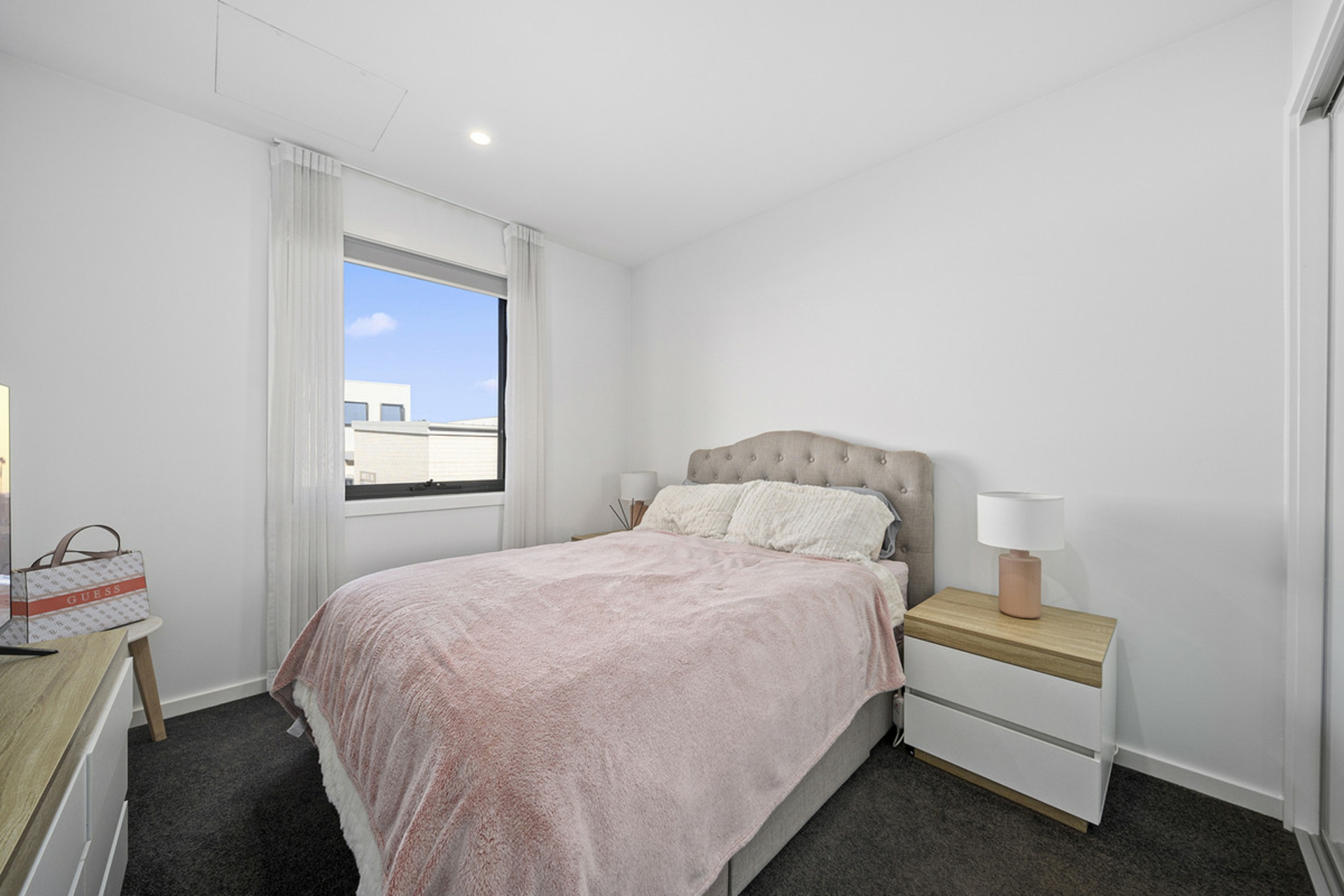 59/60 Kingsland Parade, CASEY