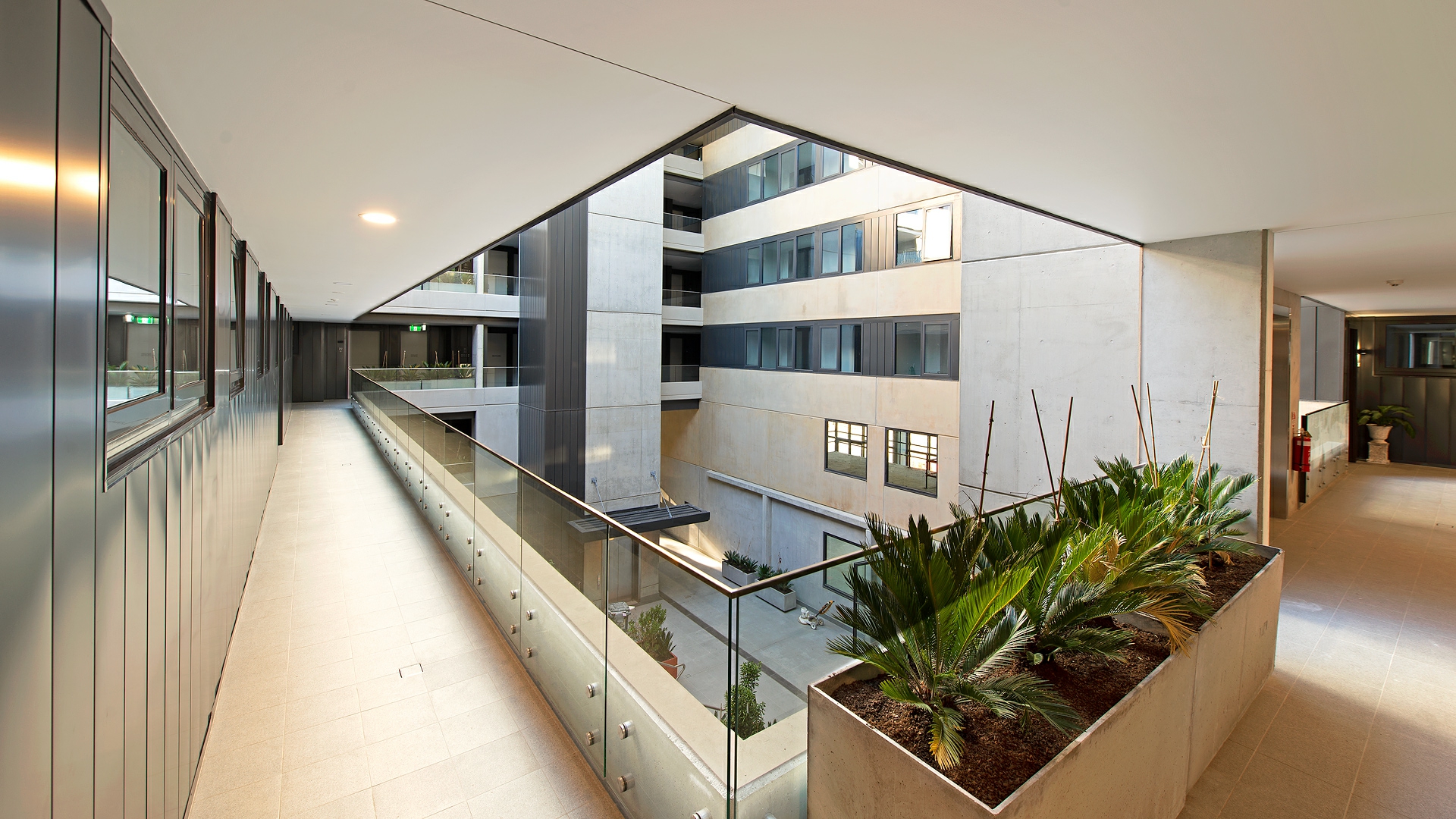 607/59 Constitution Avenue, CAMPBELL