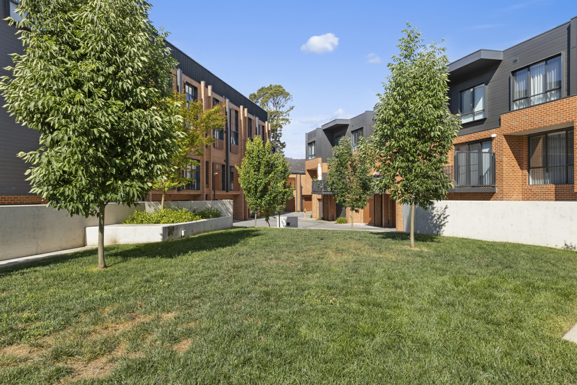 60/2 Torrens Street, BRADDON