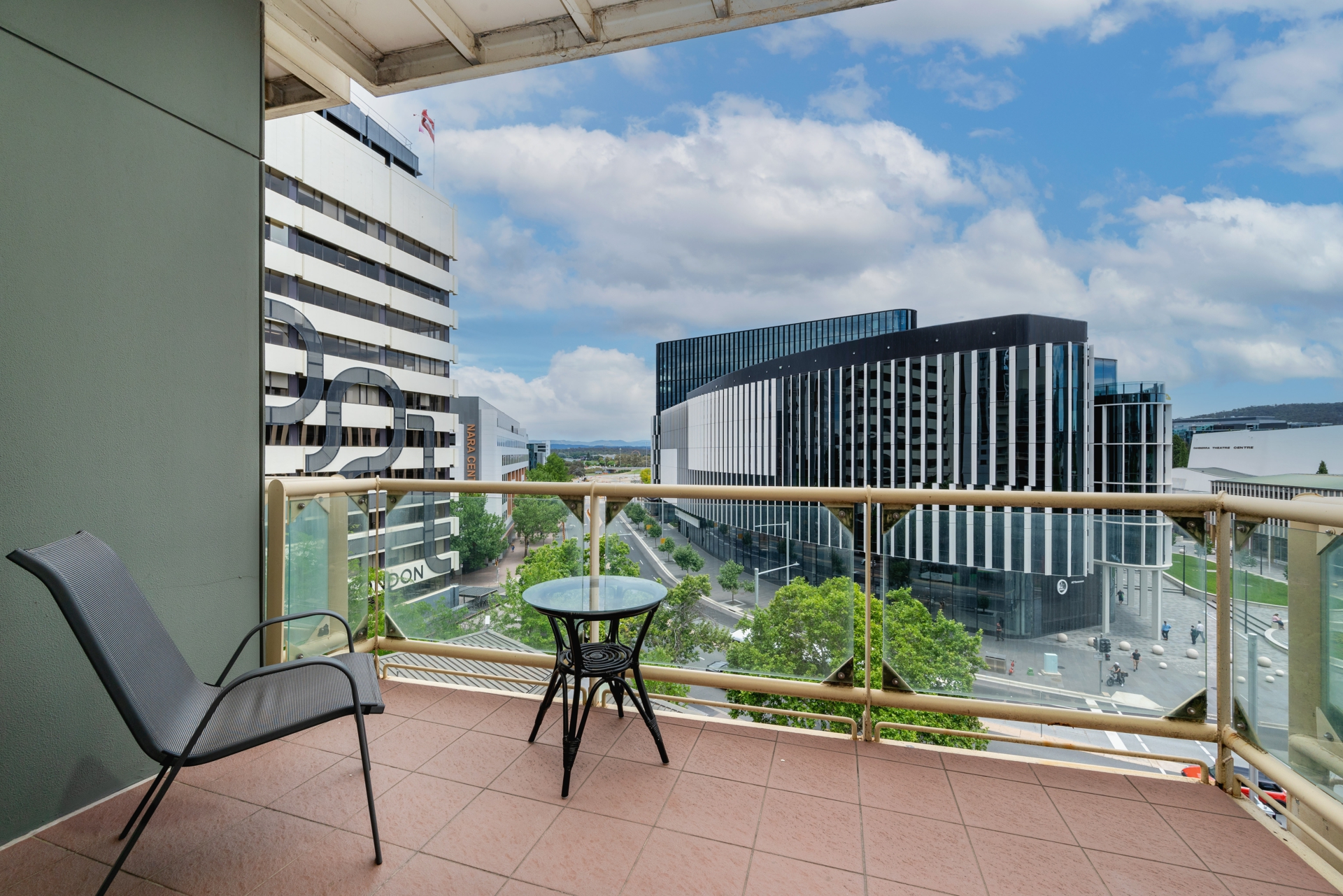 509/2 Akuna Street, City