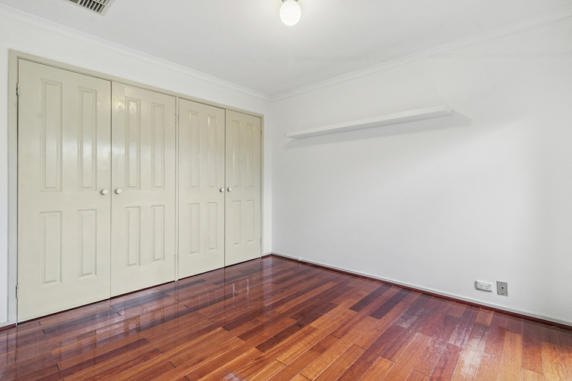 12 Cottam Place, NICHOLLS