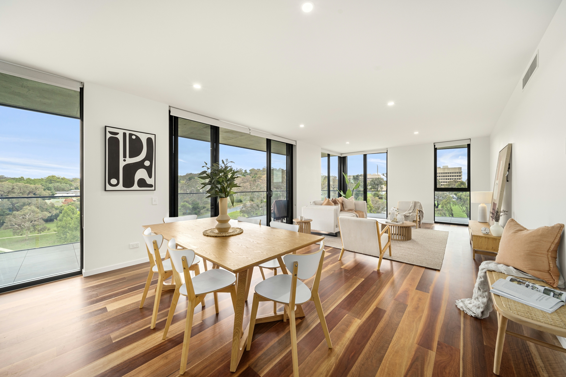 114/81 Constitution Avenue, CAMPBELL