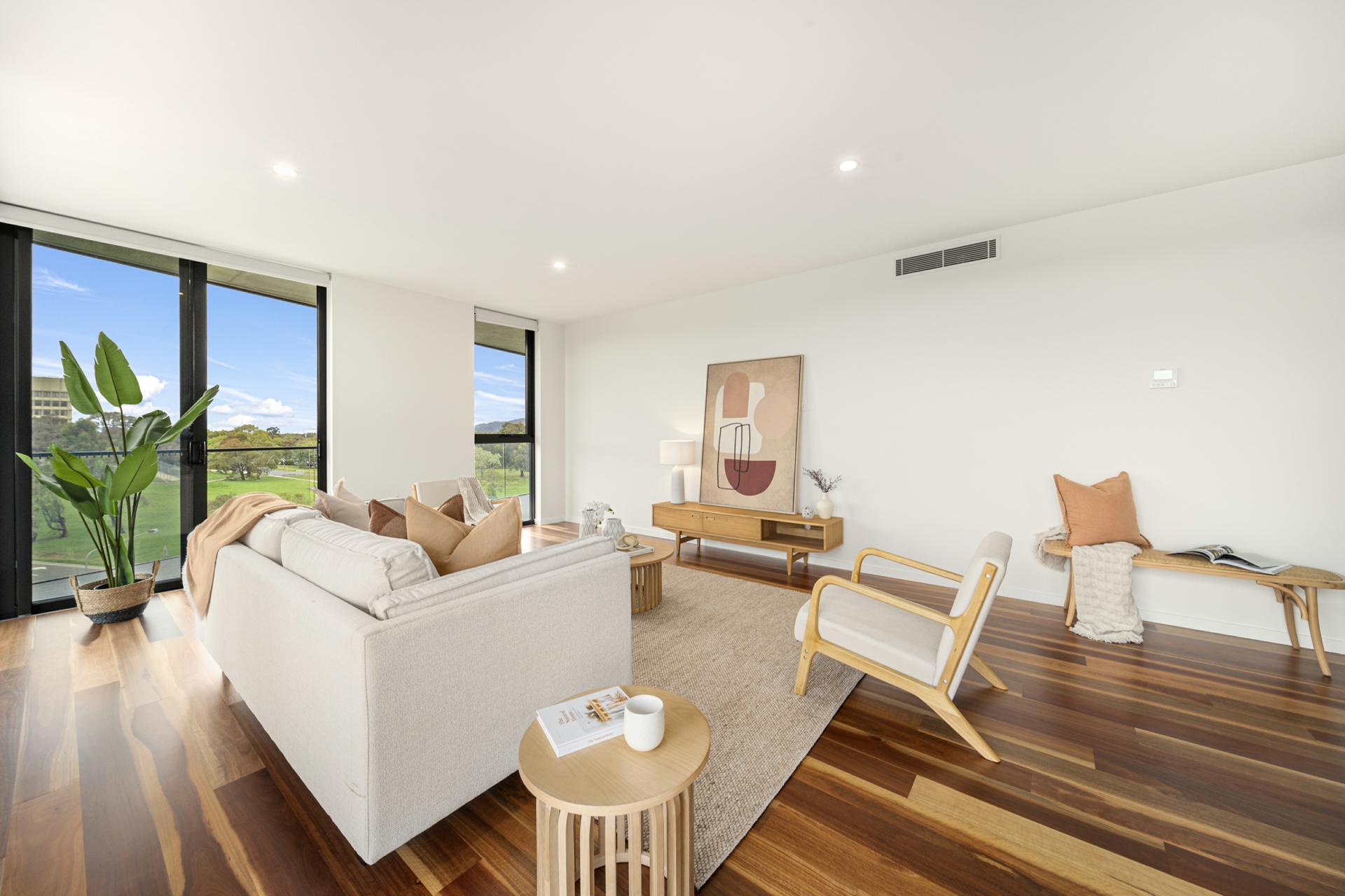 114/81 Constitution Avenue, CAMPBELL