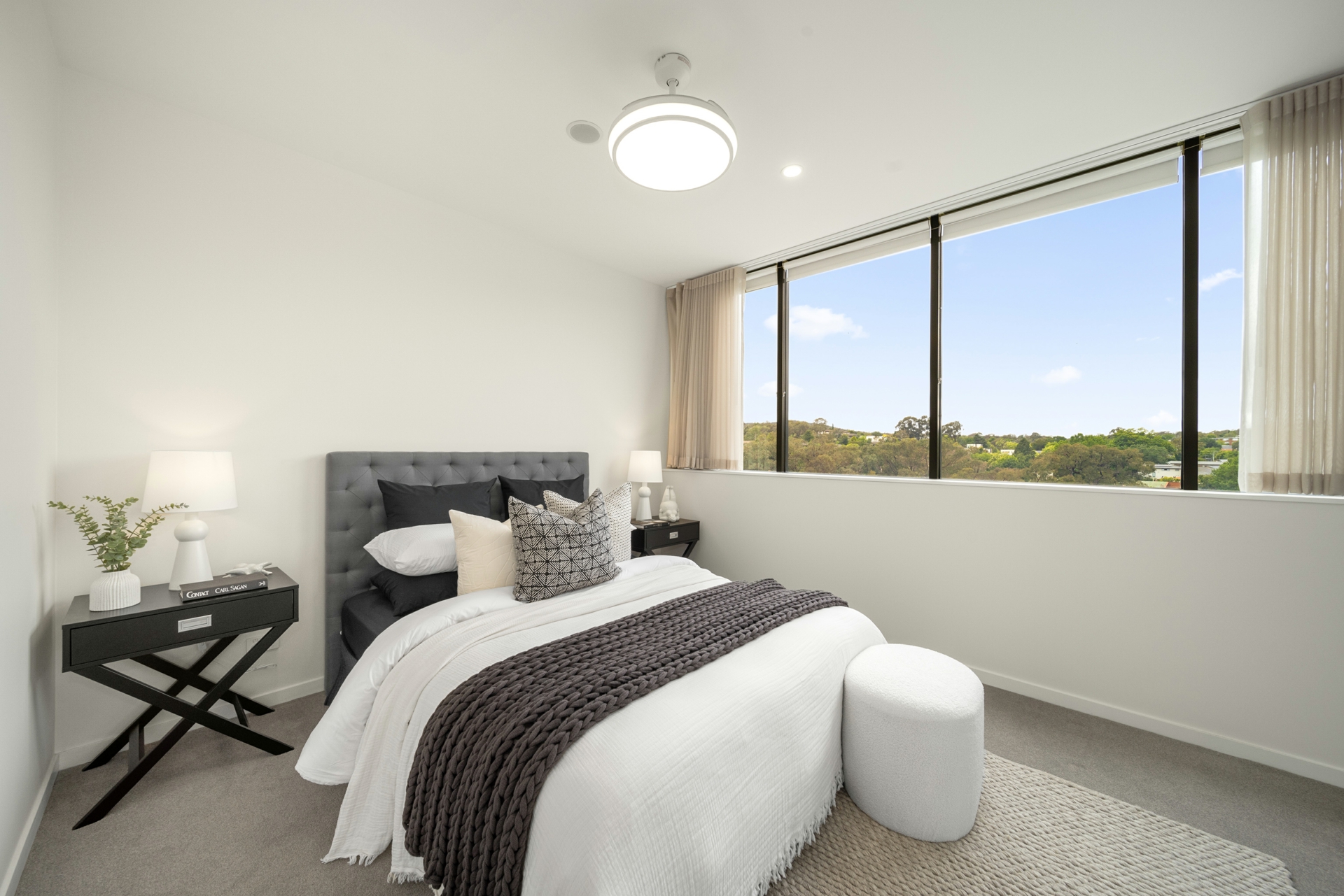 114/81 Constitution Avenue, CAMPBELL