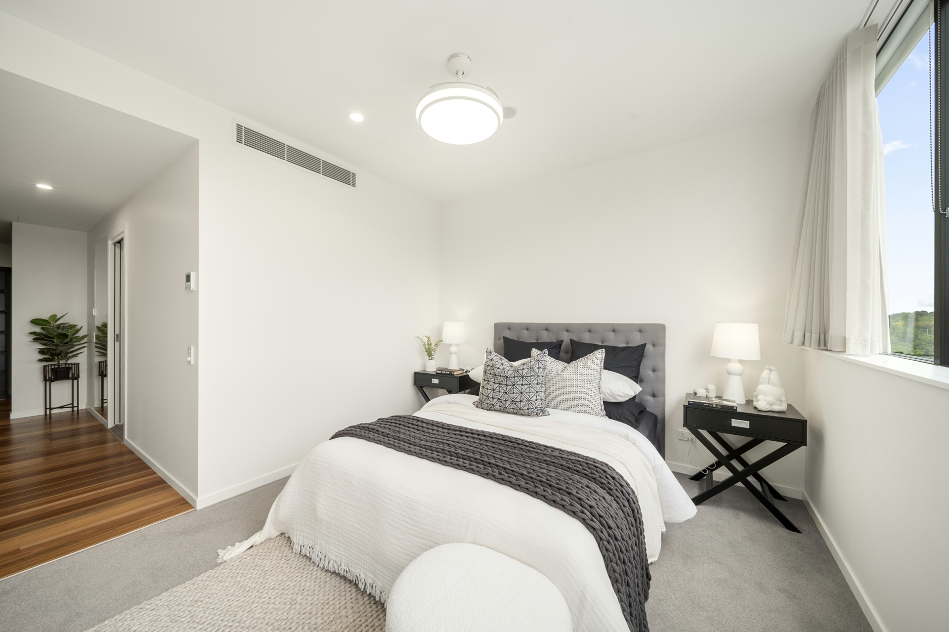 114/81 Constitution Avenue, CAMPBELL
