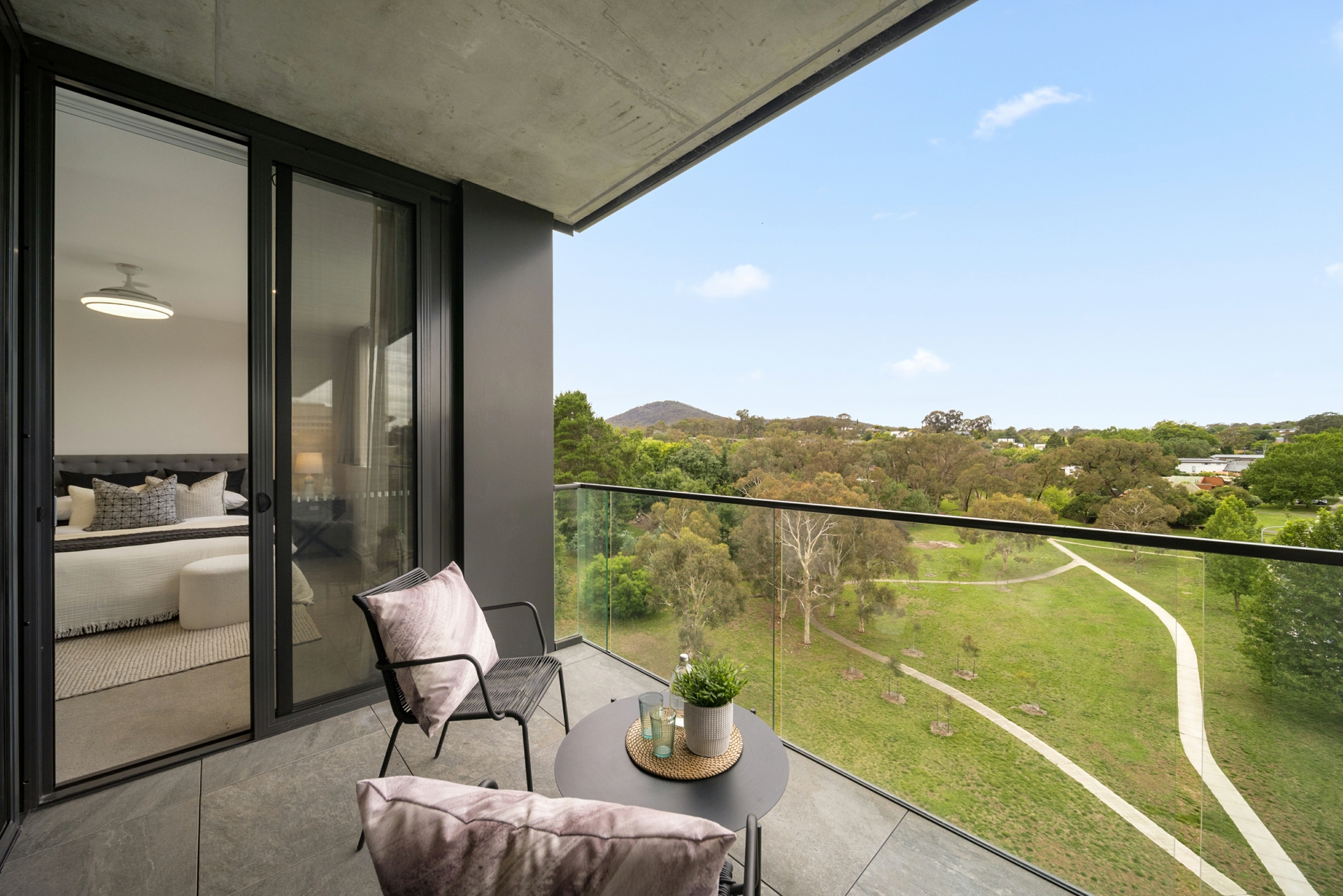 114/81 Constitution Avenue, CAMPBELL