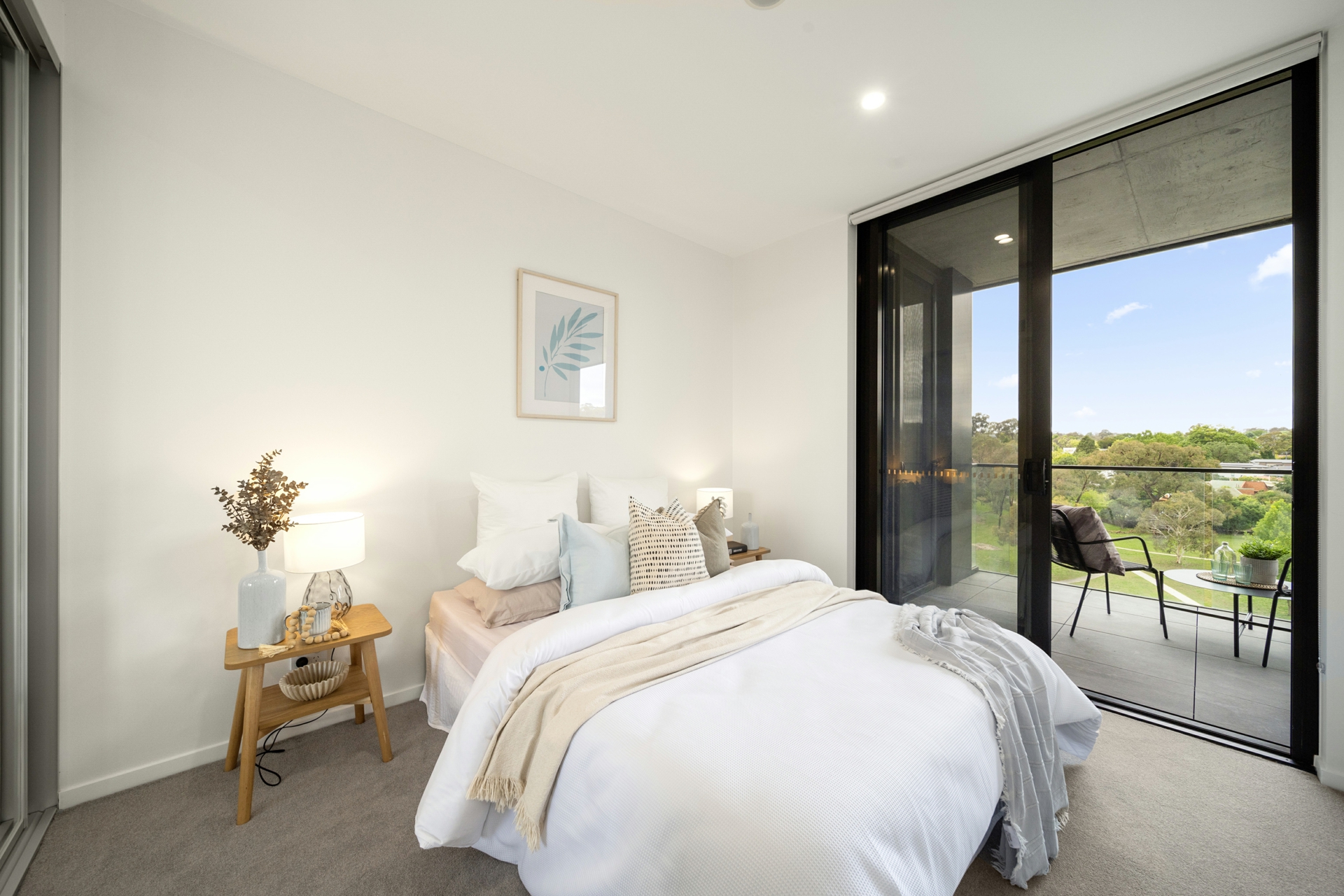 114/81 Constitution Avenue, CAMPBELL