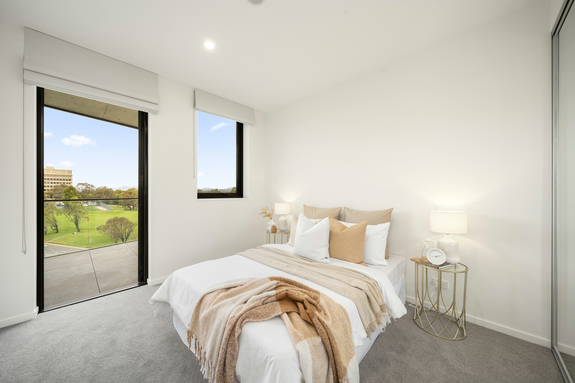 114/81 Constitution Avenue, CAMPBELL