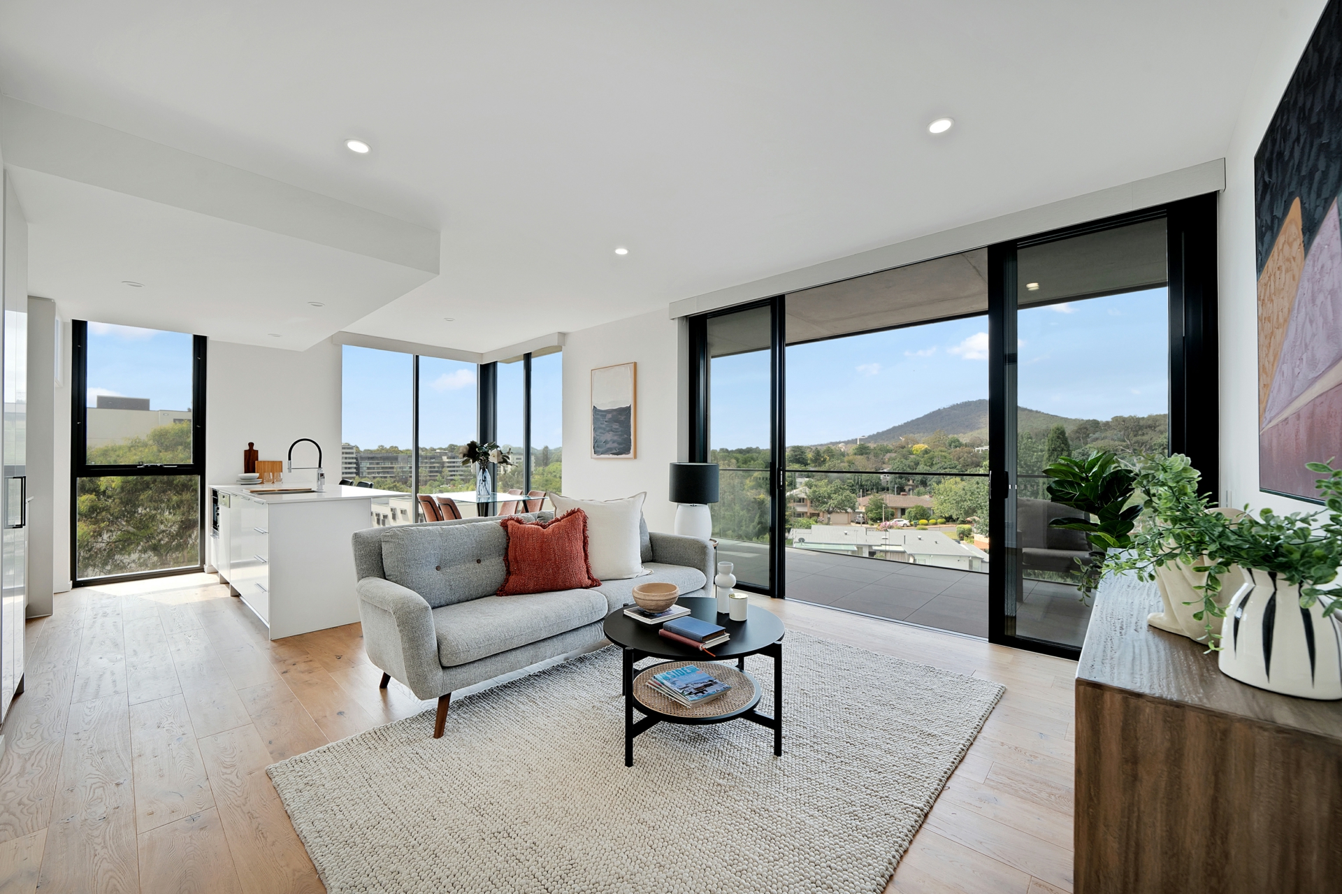31/81 Constitution Avenue, CAMPBELL