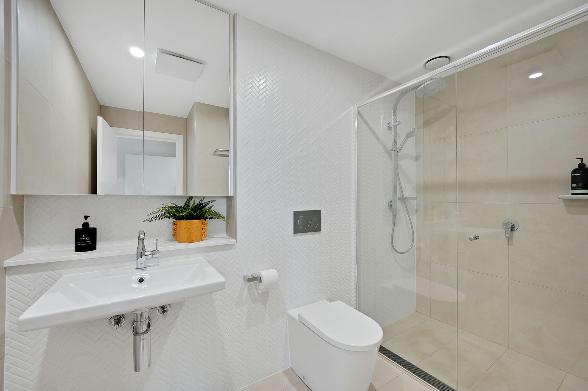 31/81 Constitution Avenue, CAMPBELL