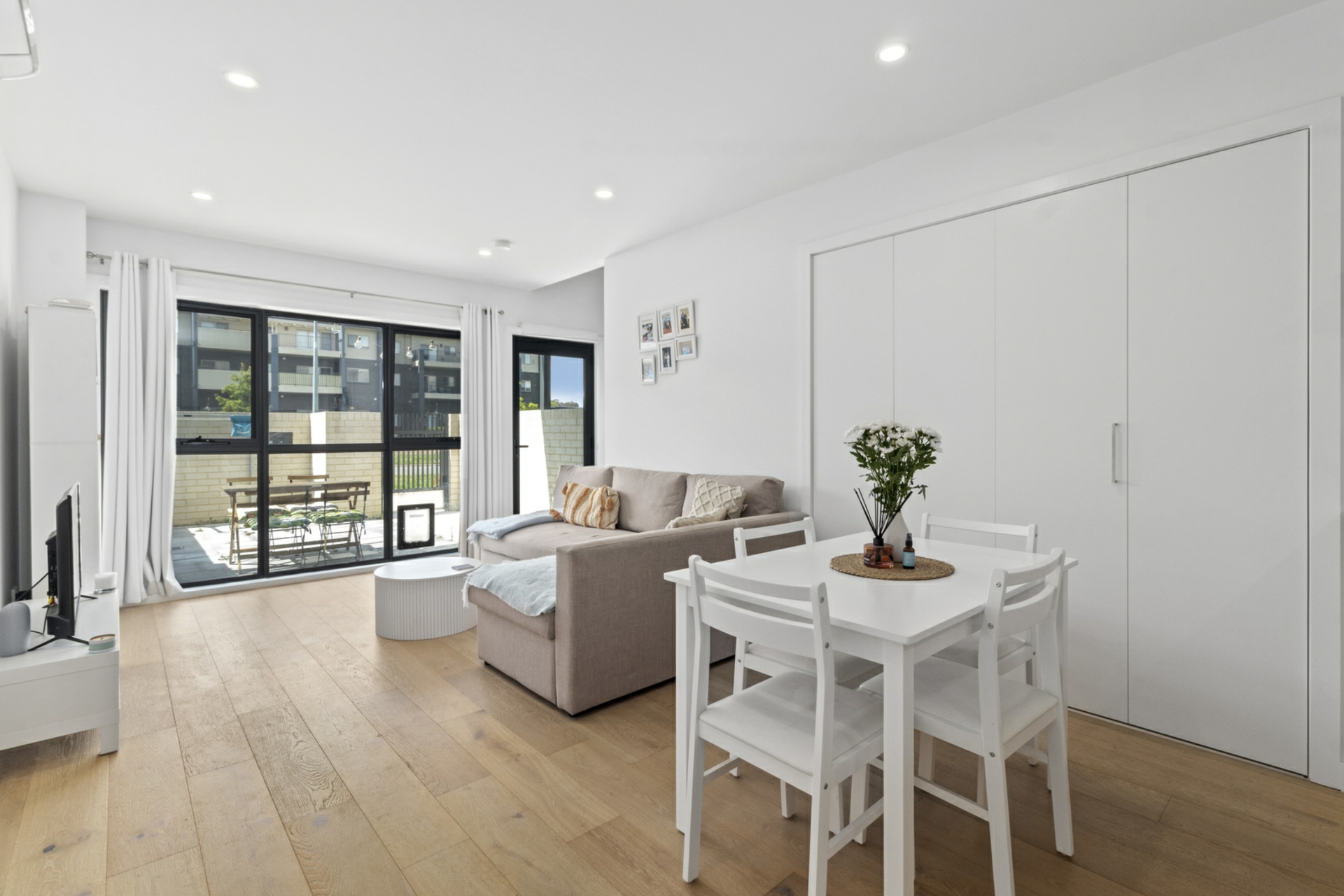 2/162 Overall Avenue, CASEY