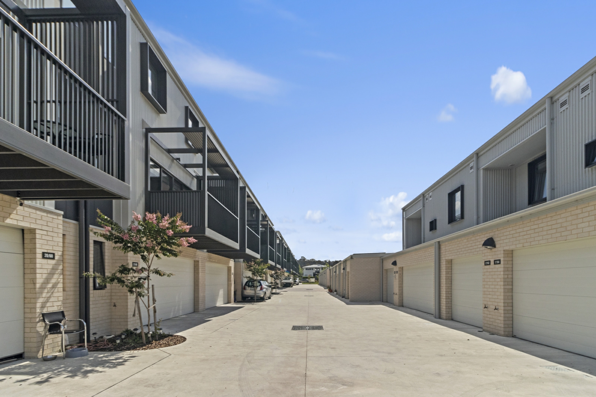 2/162 Overall Avenue, CASEY