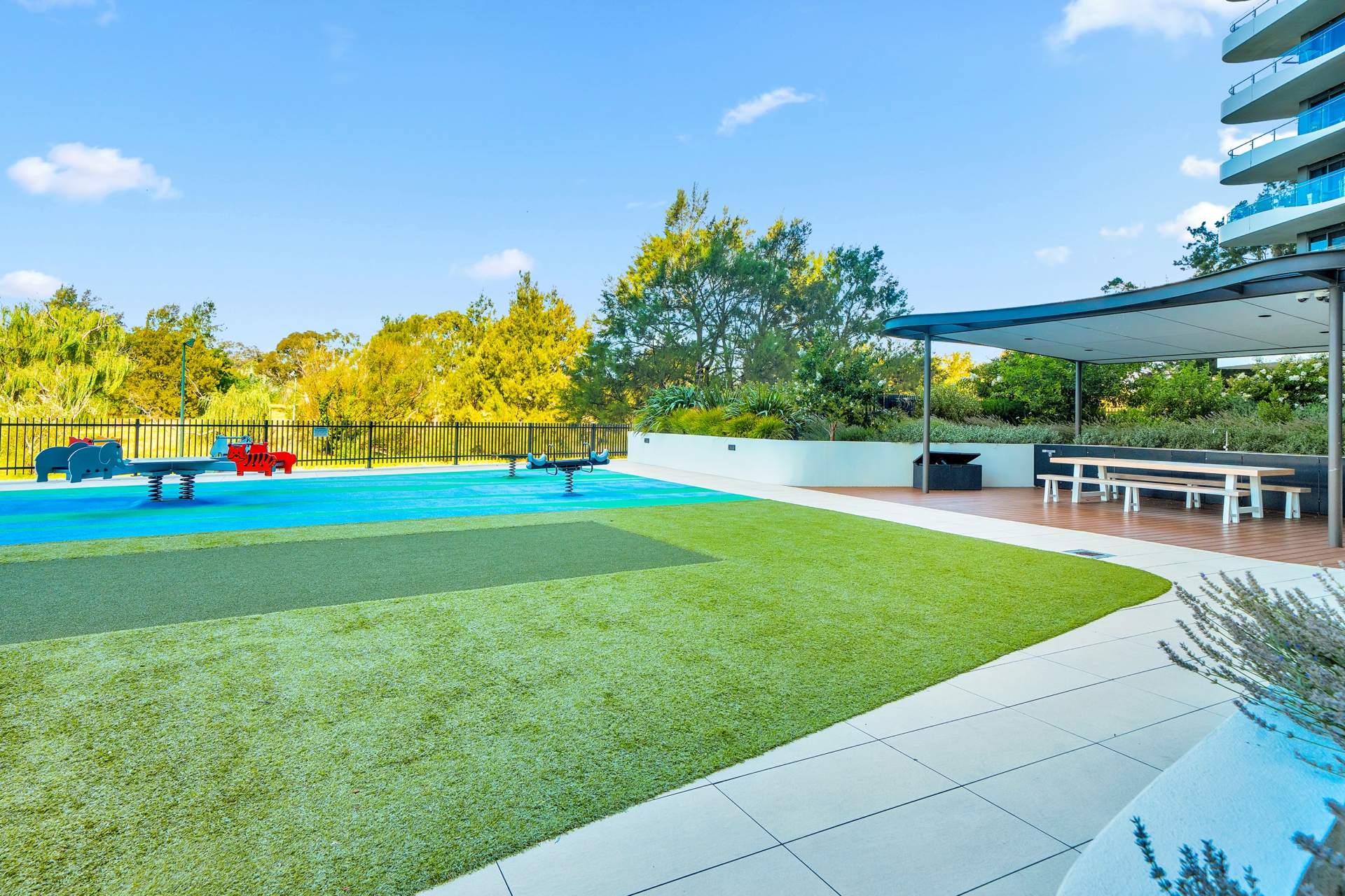 232/15 Irving Street, PHILLIP