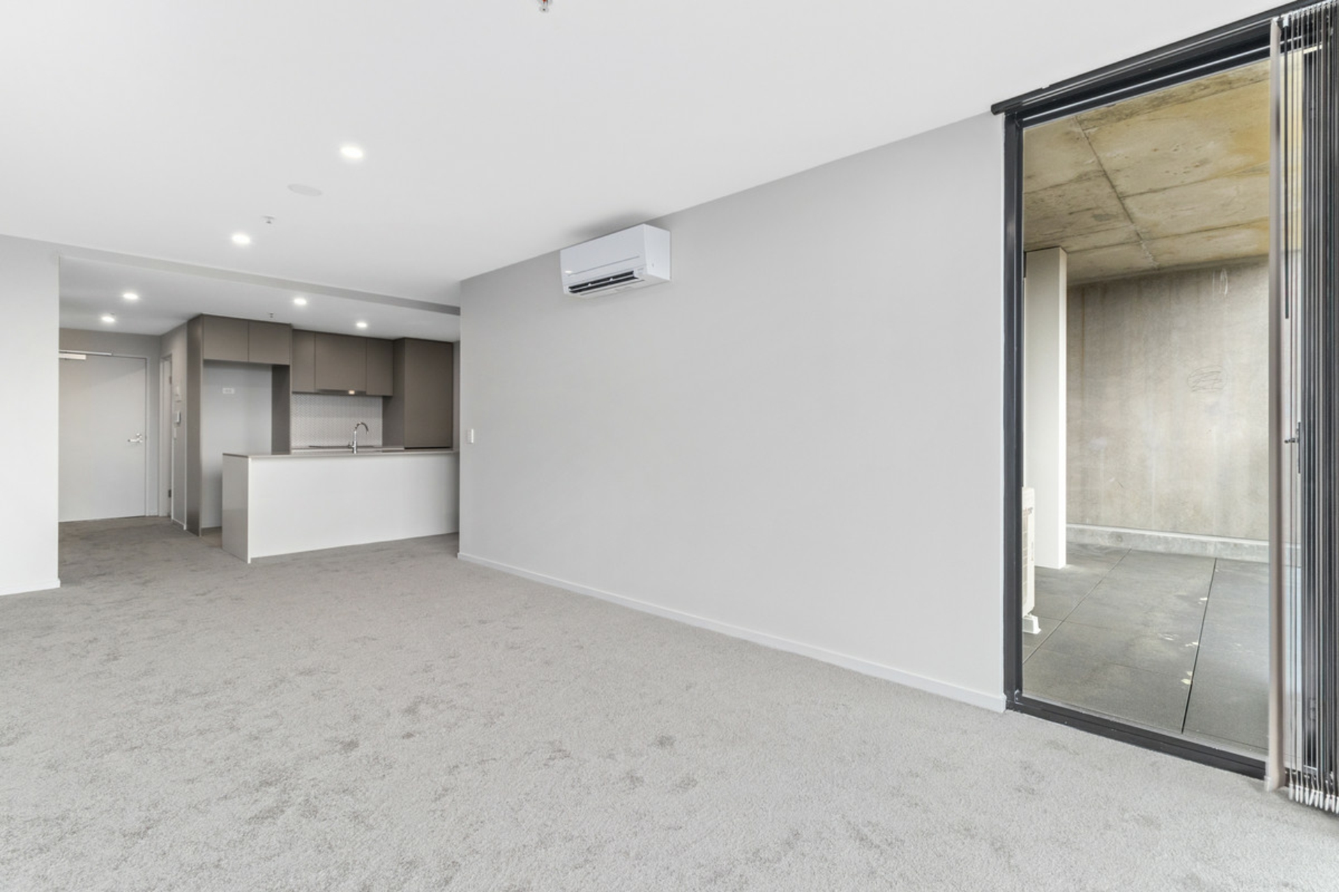 727/335 Anketell Street, GREENWAY