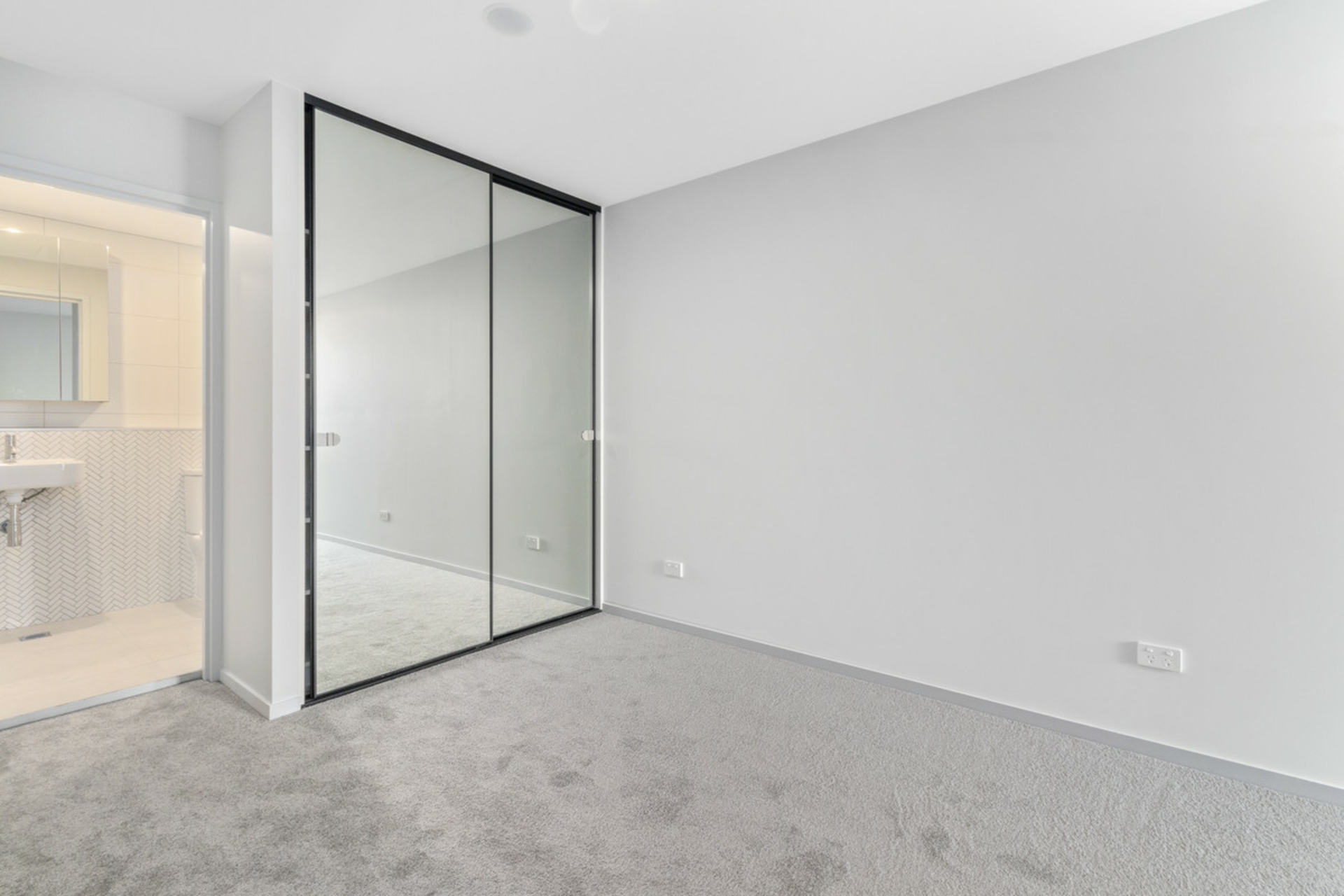 727/335 Anketell Street, GREENWAY