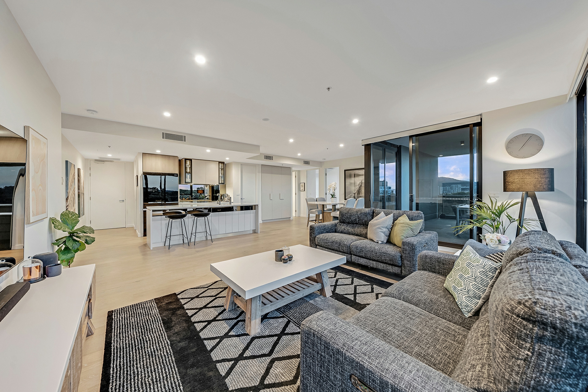 51/44 Constitution Avenue, CAMPBELL