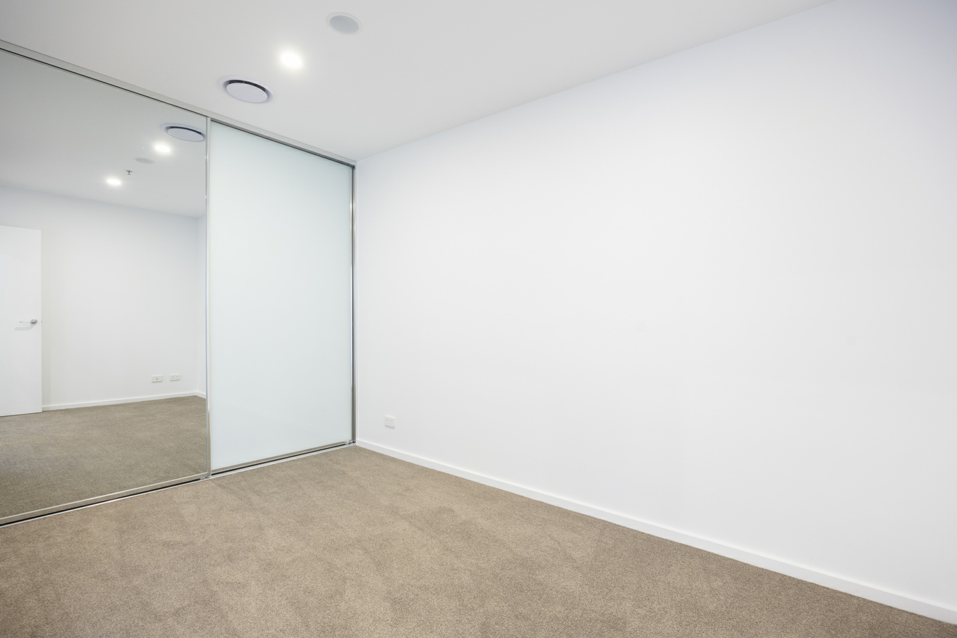 21/17 Captain Cook Crescent, GRIFFITH