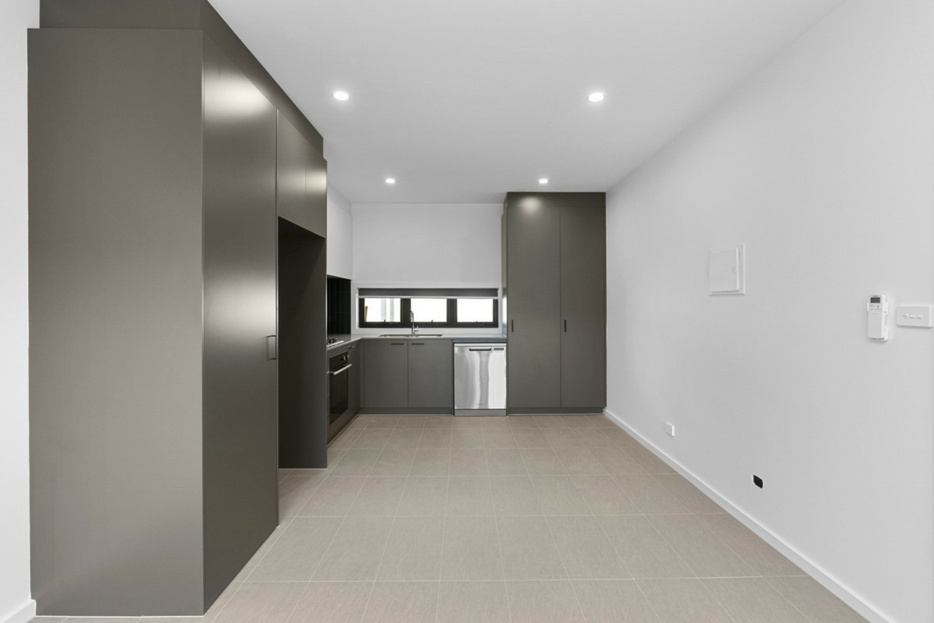 56/60 Kingsland Parade, CASEY