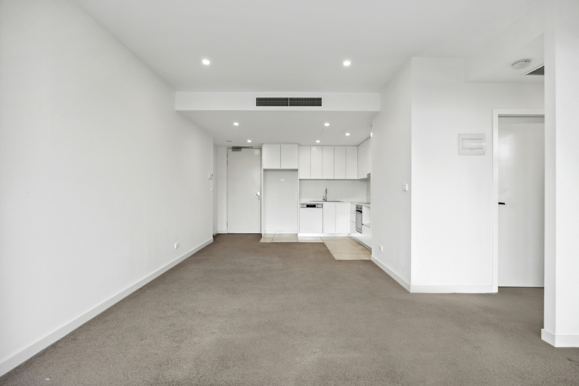 35/65 Constitution Avenue, CAMPBELL