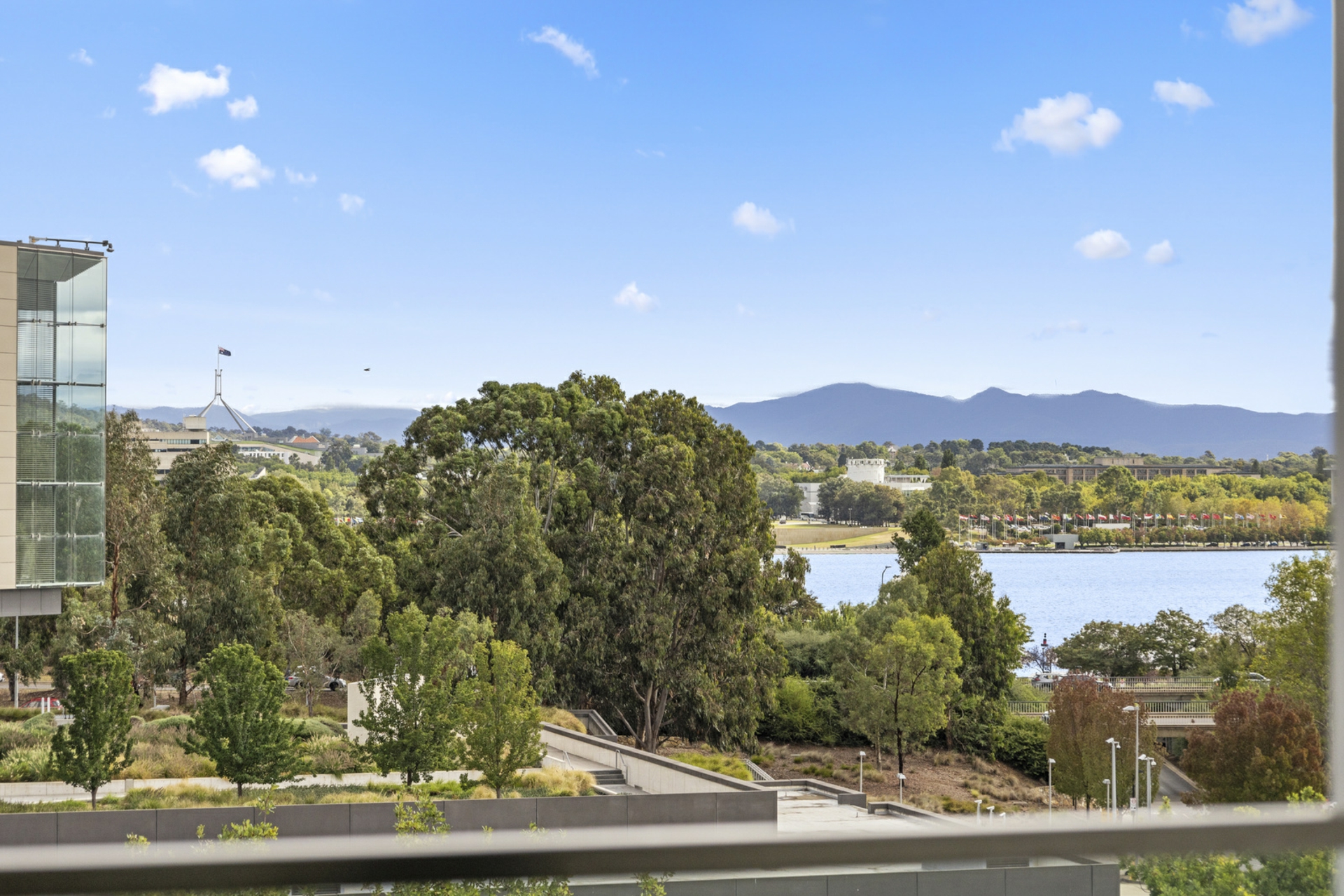 35/65 Constitution Avenue, CAMPBELL