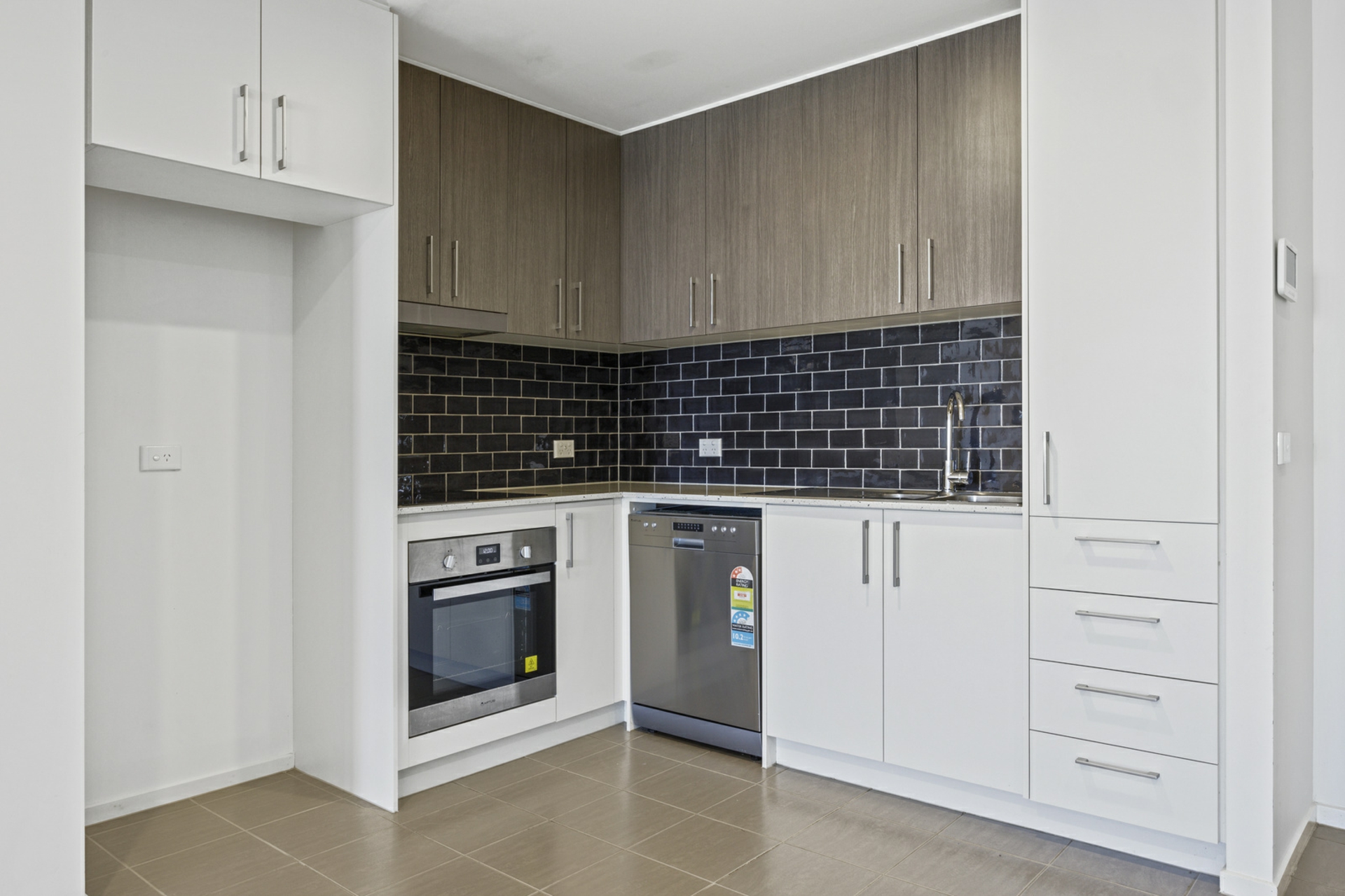 20/2 Hinder Street, GUNGAHLIN