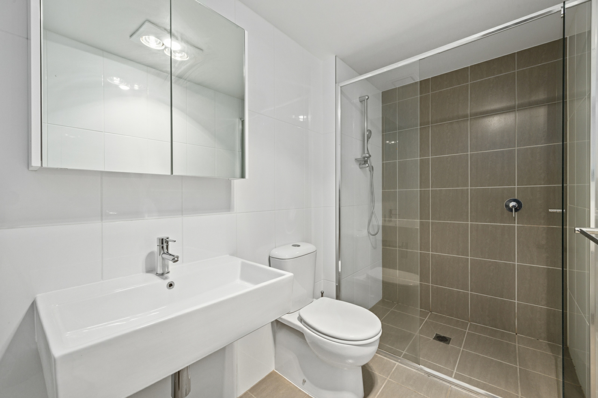 20/2 Hinder Street, GUNGAHLIN