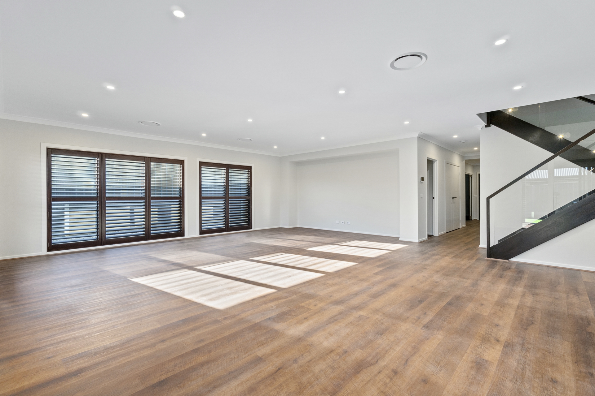 42 Klaus Moje Street, WHITLAM