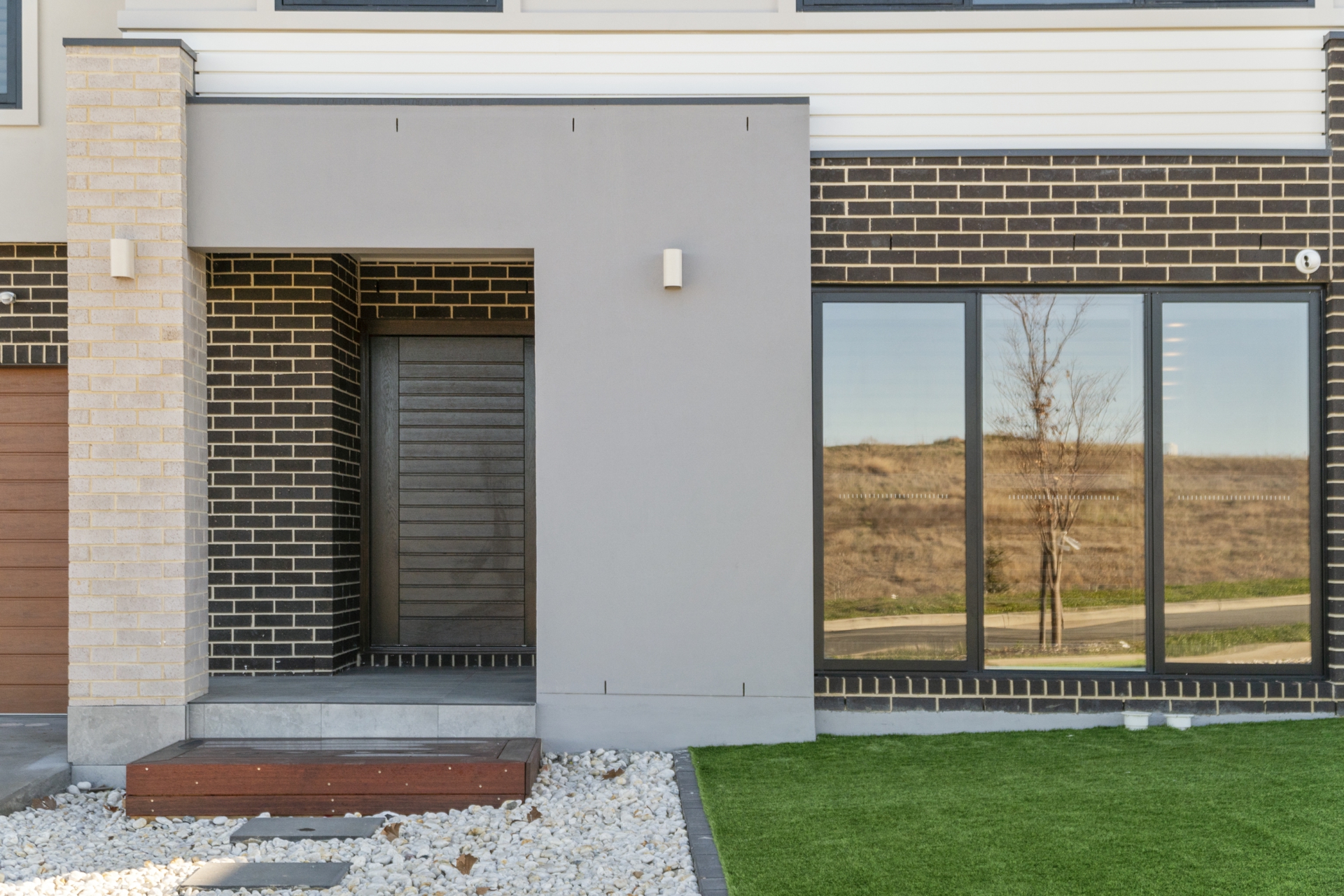 42 Klaus Moje Street, WHITLAM