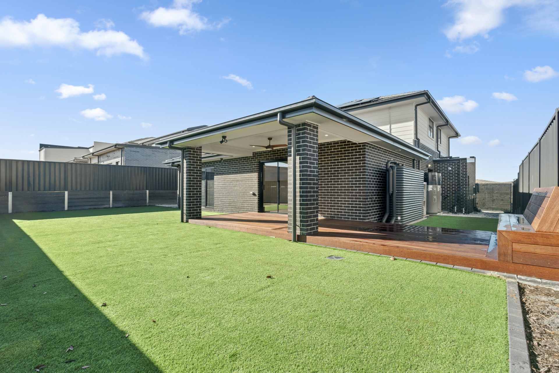 42 Klaus Moje Street, WHITLAM