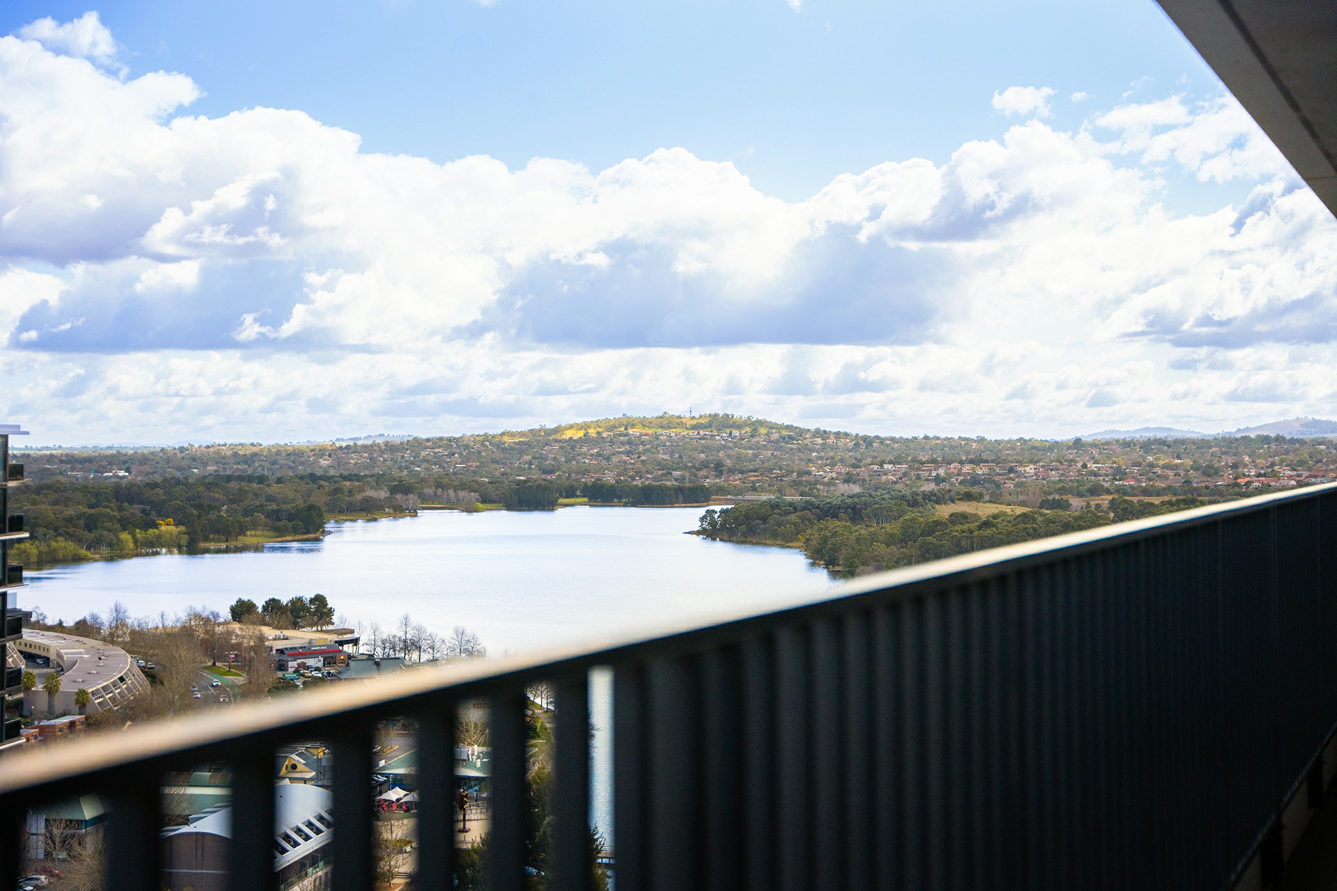 2004/120 Eastern Valley Way, BELCONNEN