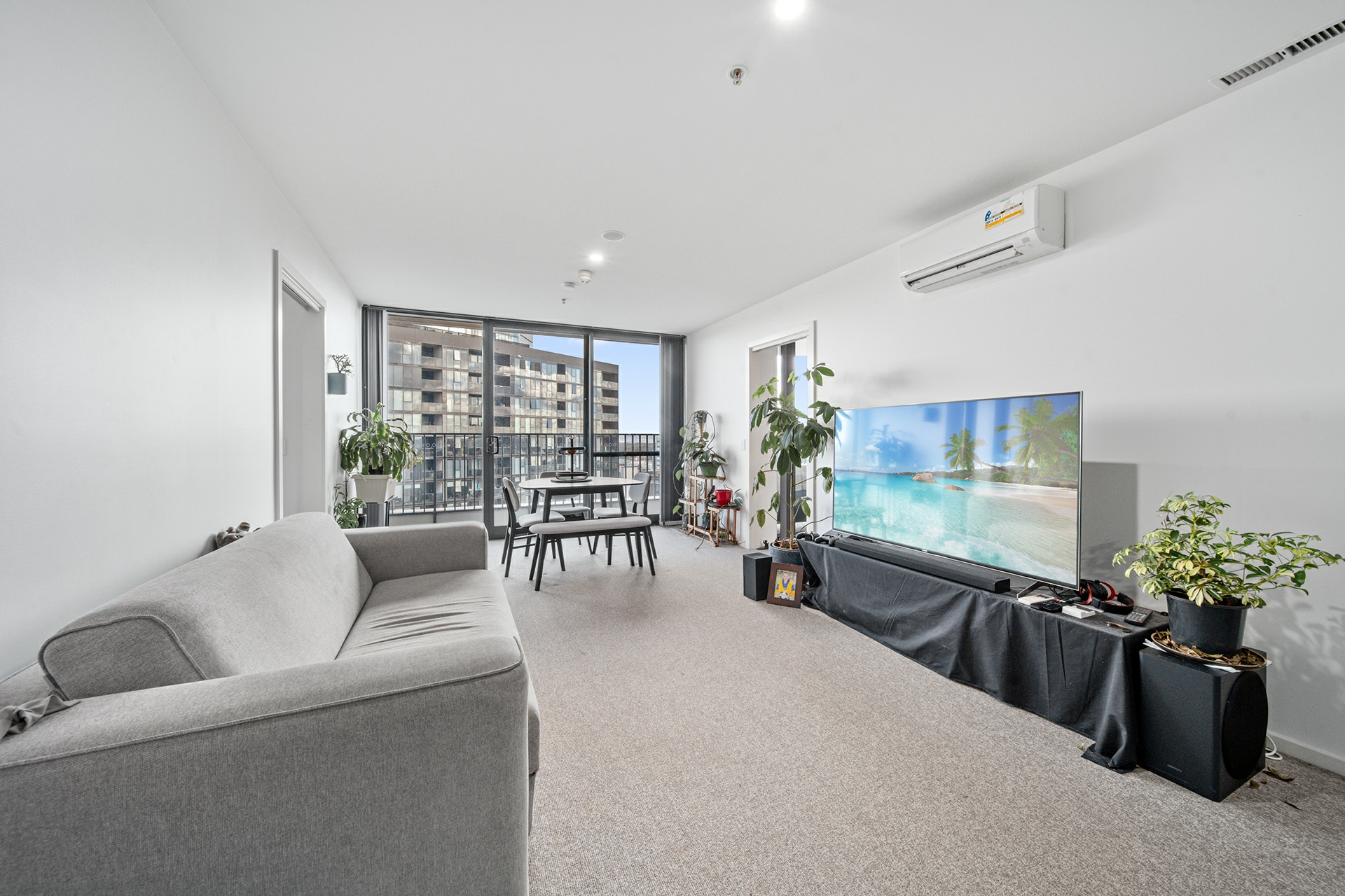 2004/120 Eastern Valley Way, BELCONNEN