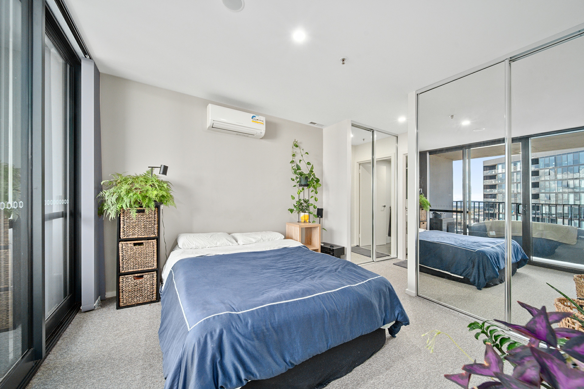 2004/120 Eastern Valley Way, BELCONNEN