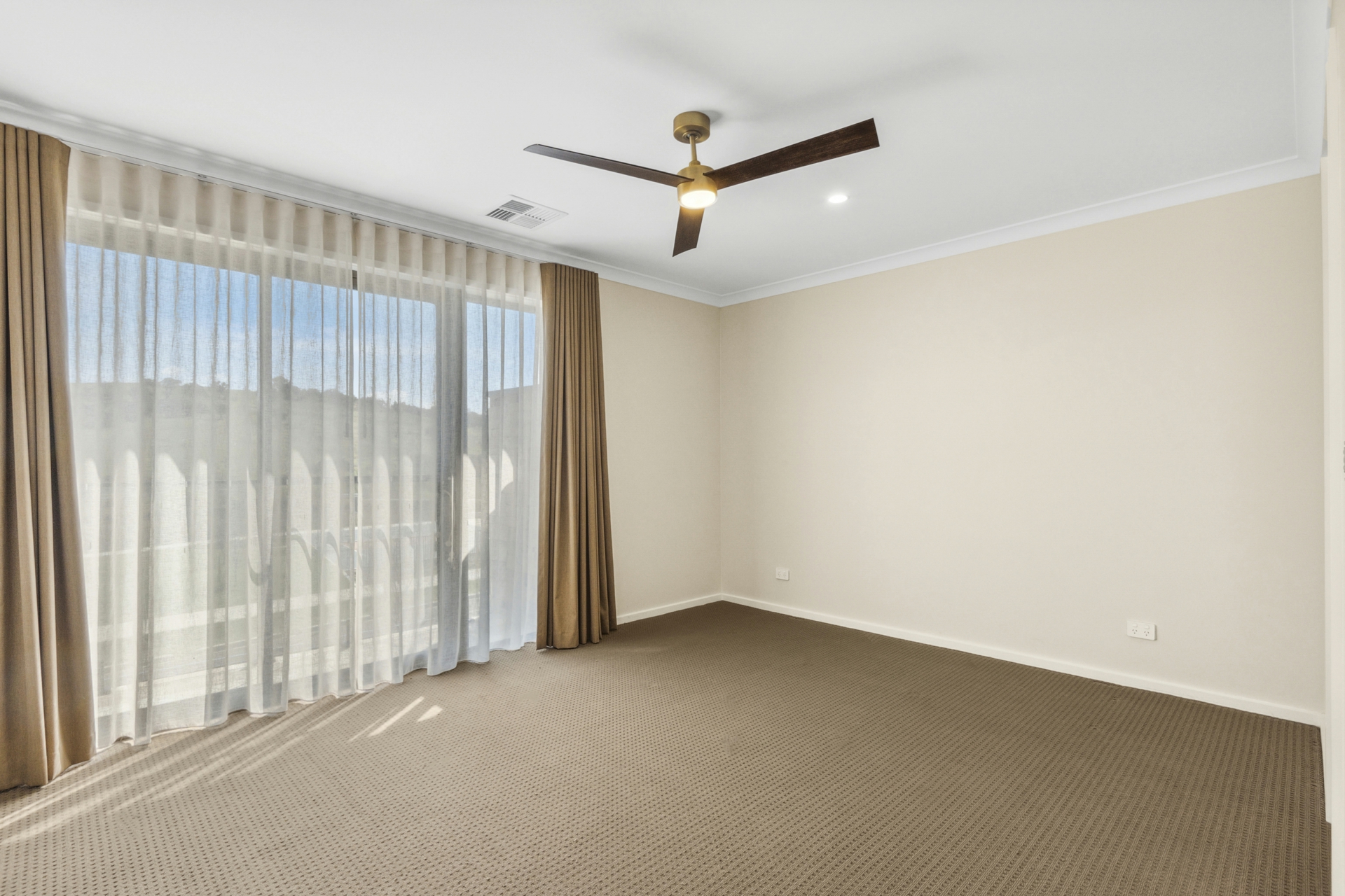 91 McDonagh Crescent, WHITLAM