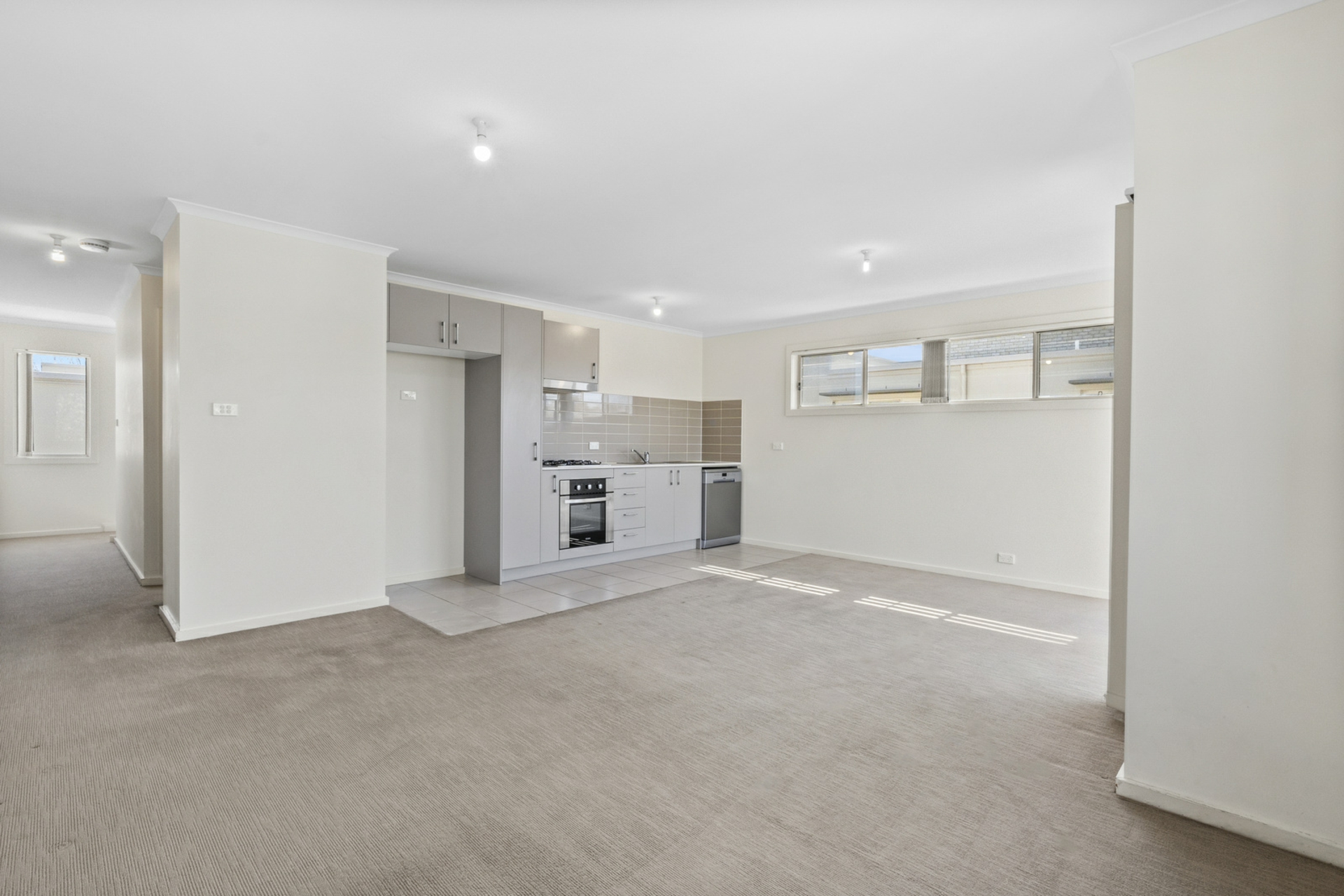 61/64 Kings Canyon Street, HARRISON