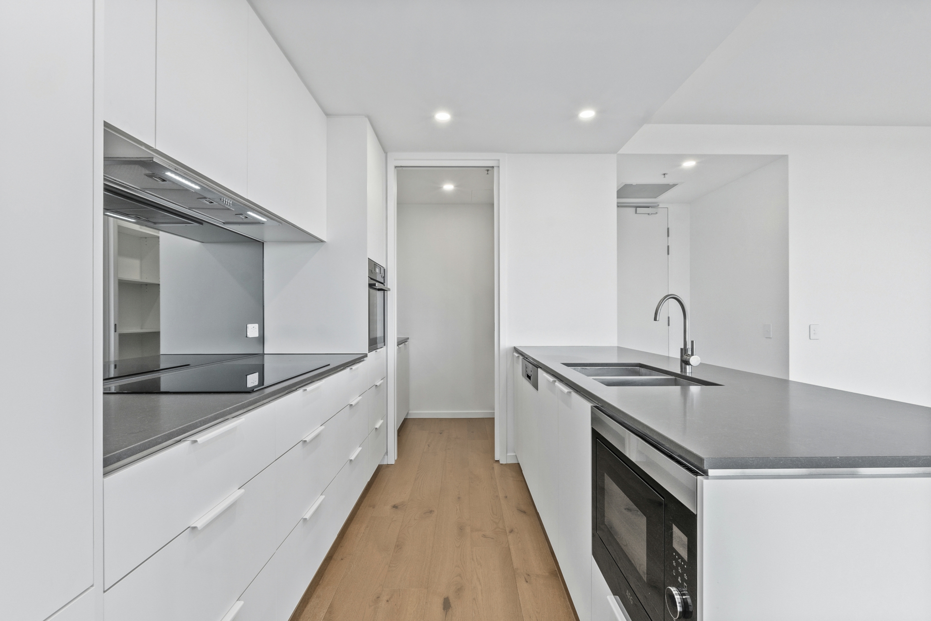 601/82 Wentworth Avenue, KINGSTON