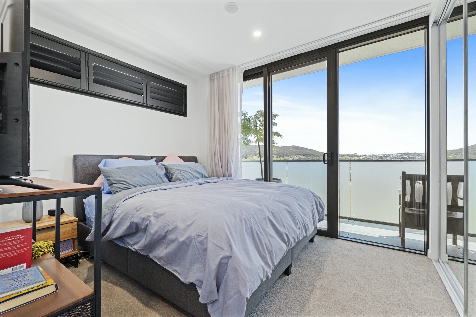 302/76 Steve Irwin Avenue, WRIGHT