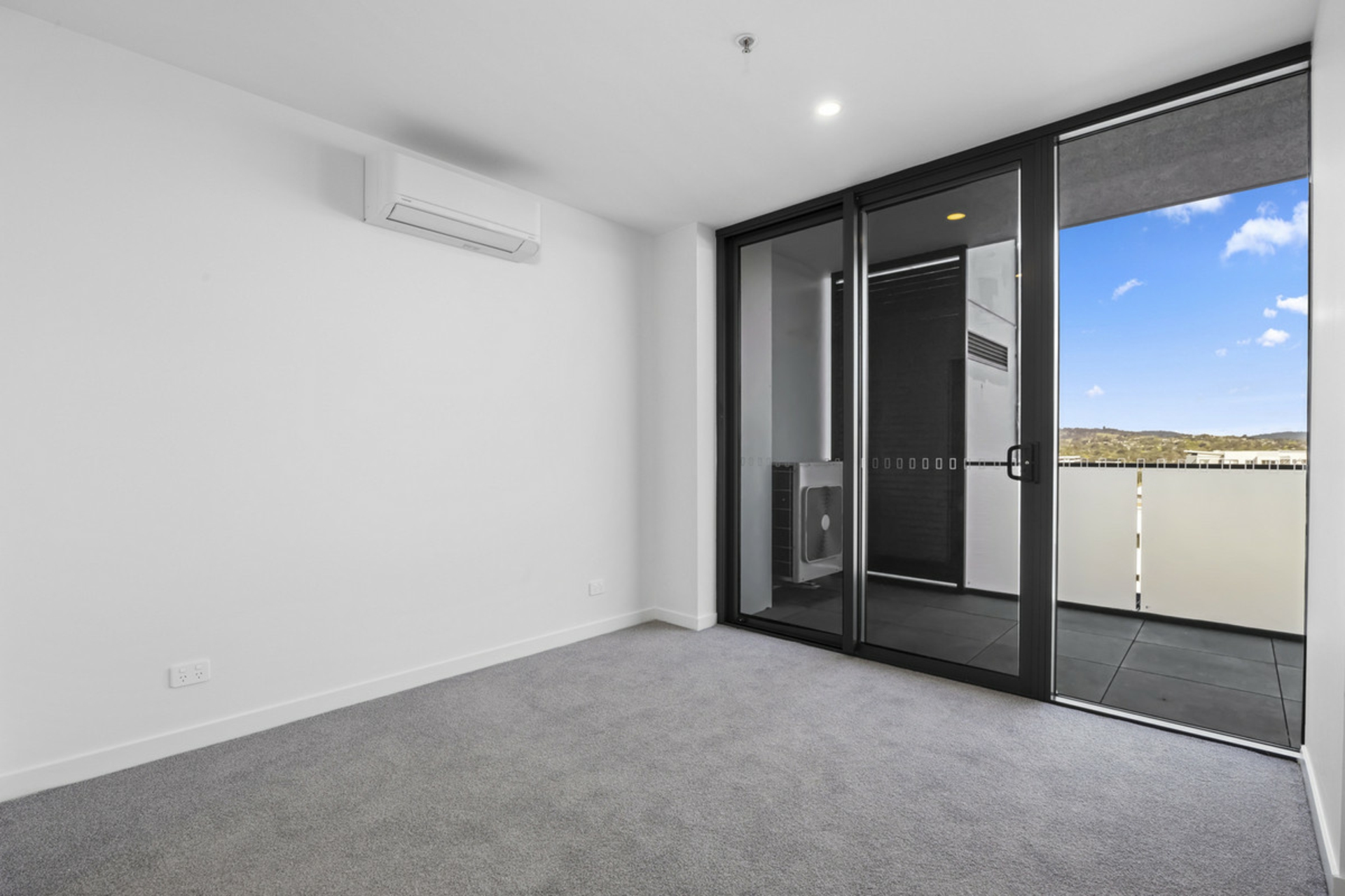 217/69 John Gorton Drive, WRIGHT