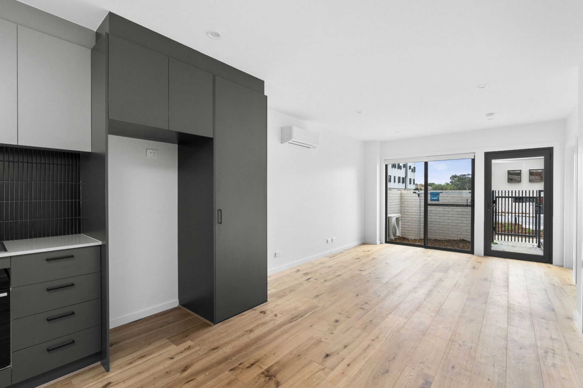 53/60 Kingsland Parade, CASEY