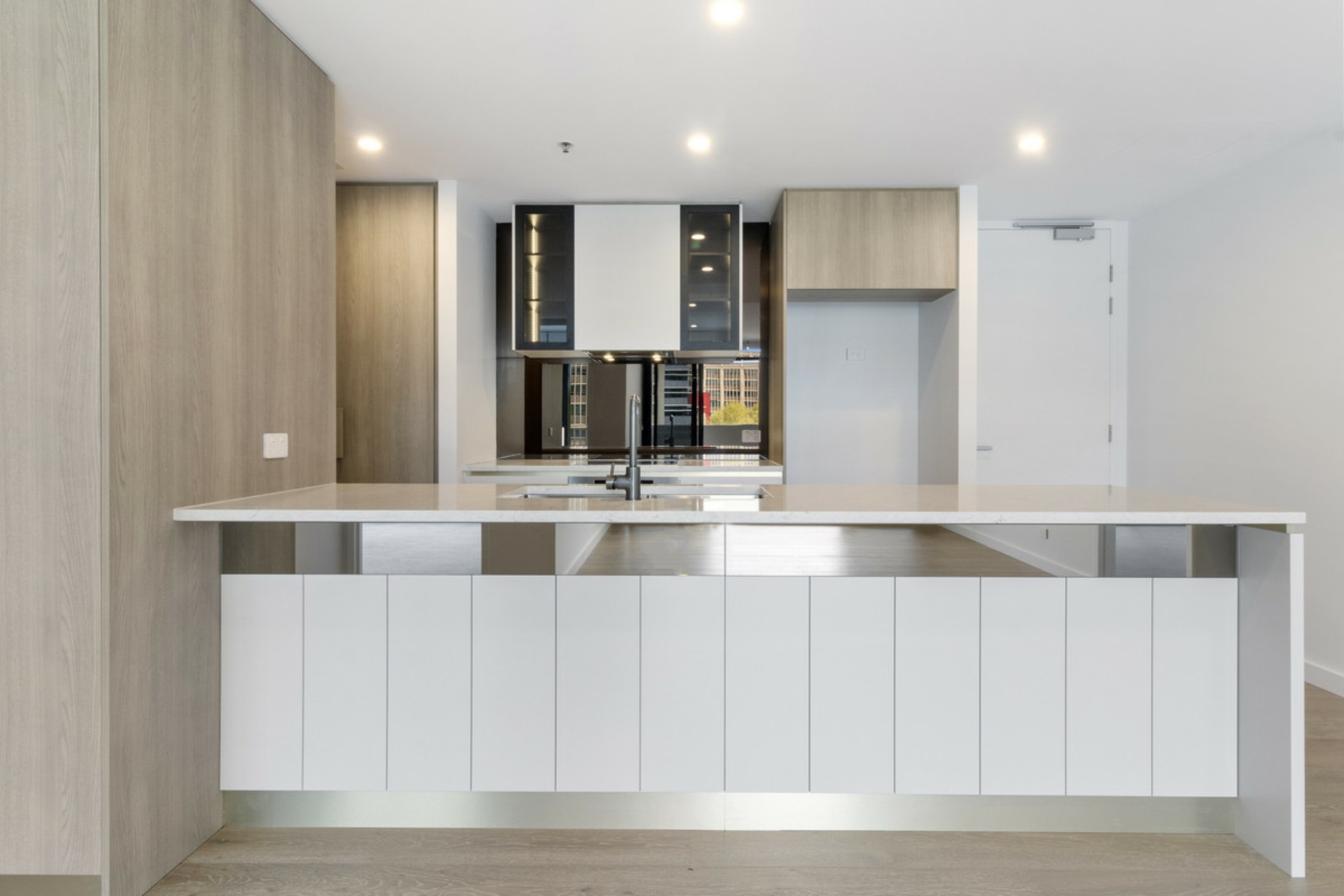 200/44 Constitution Avenue, CAMPBELL