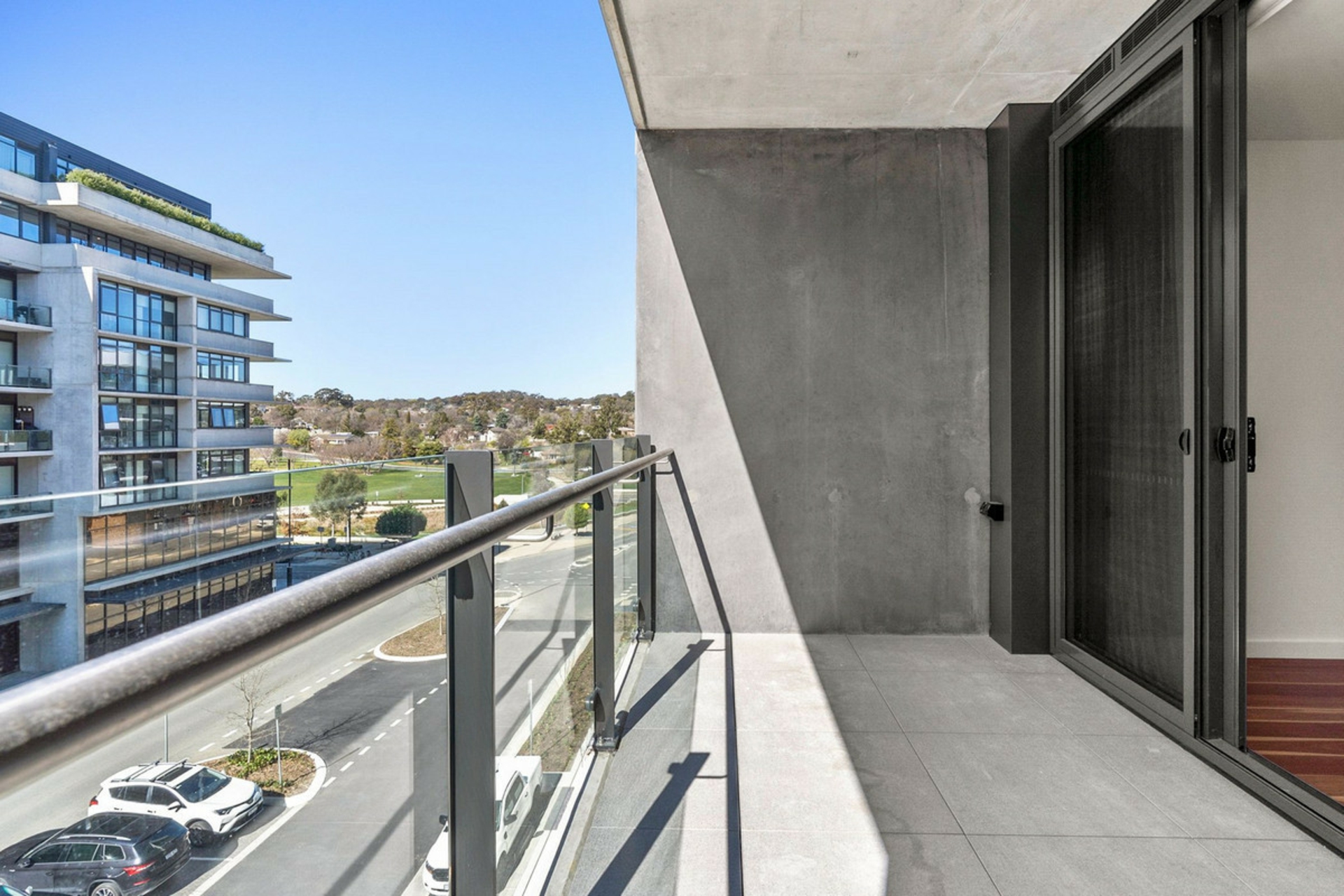 310/4 Anzac Park, CAMPBELL