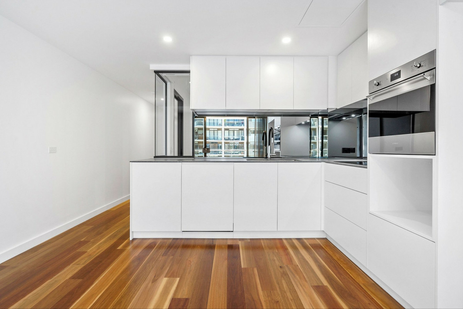 310/4 Anzac Park, CAMPBELL