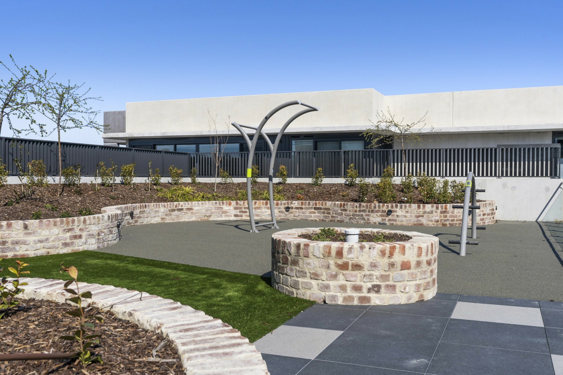 310/4 Anzac Park, CAMPBELL