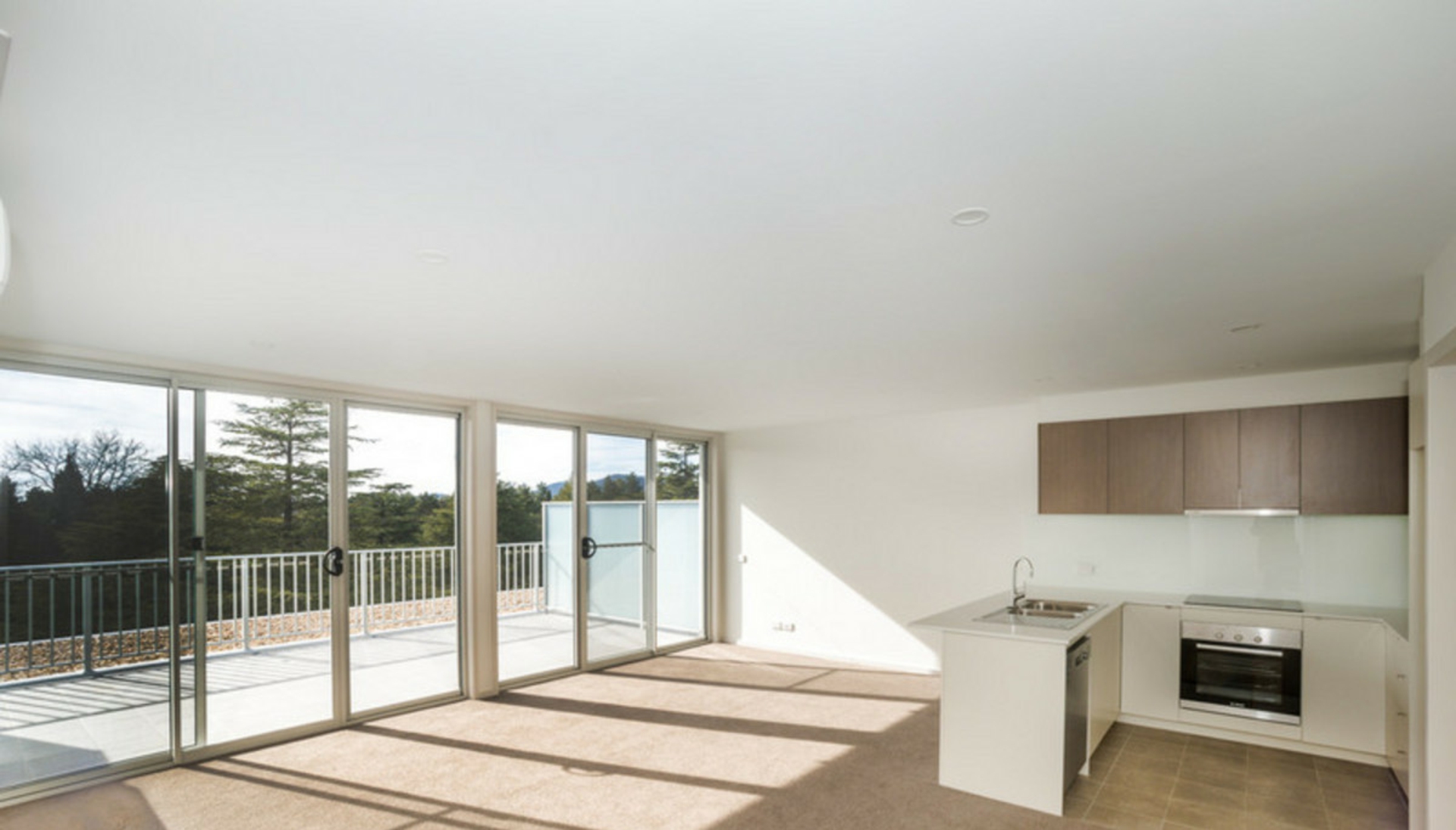 402/24 Girrahween Street, BRADDON